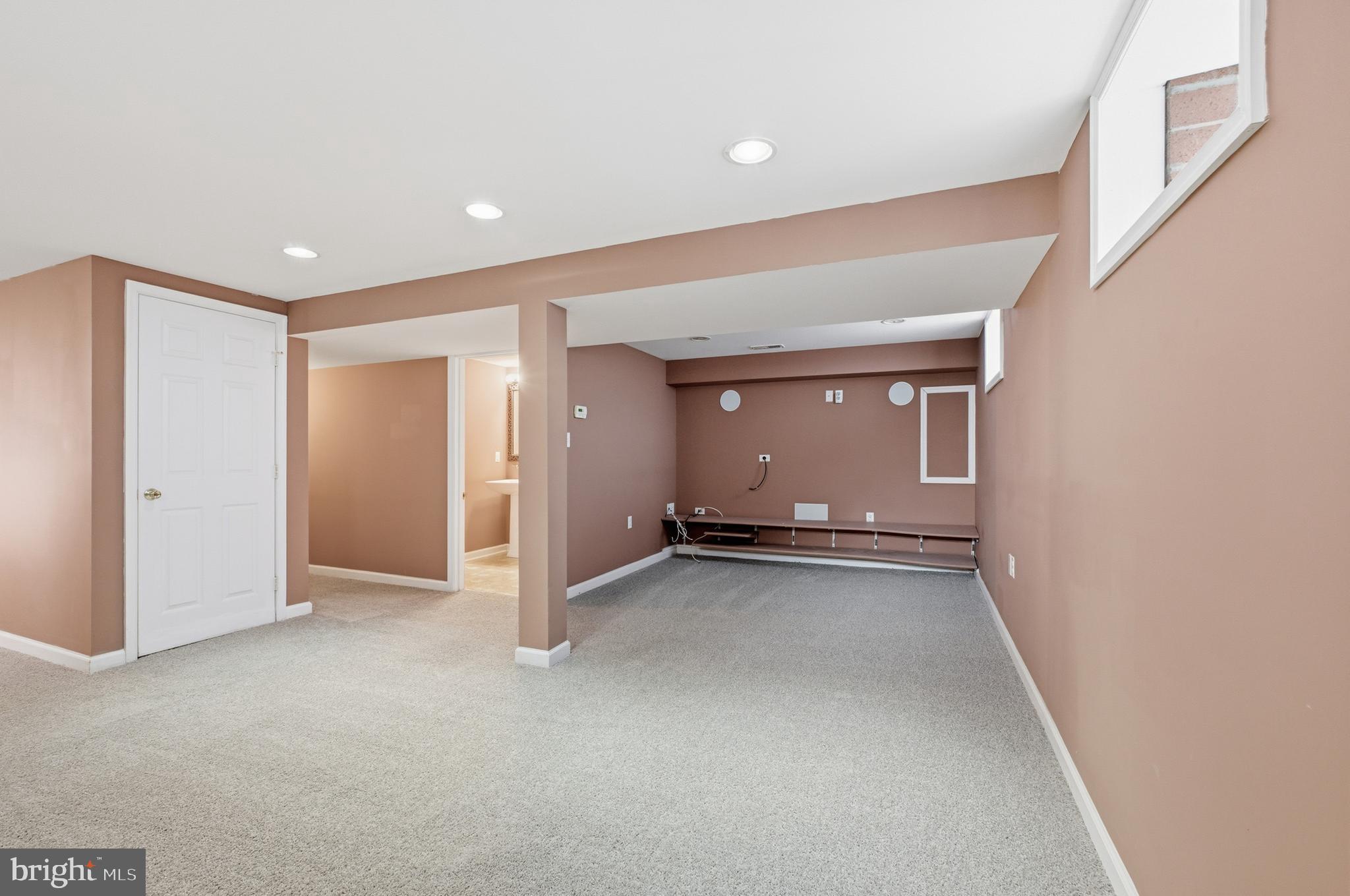 GWYNN OAK SUMMIT - Residential
