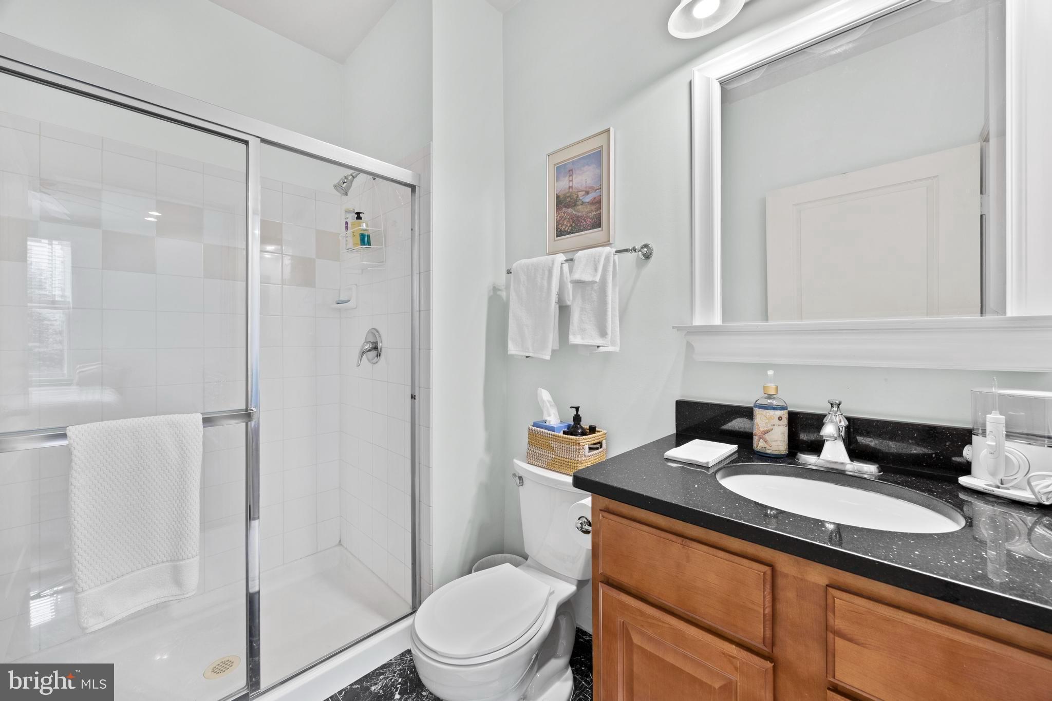 SAVOY AT RESTON TOWN CENTER - Residential