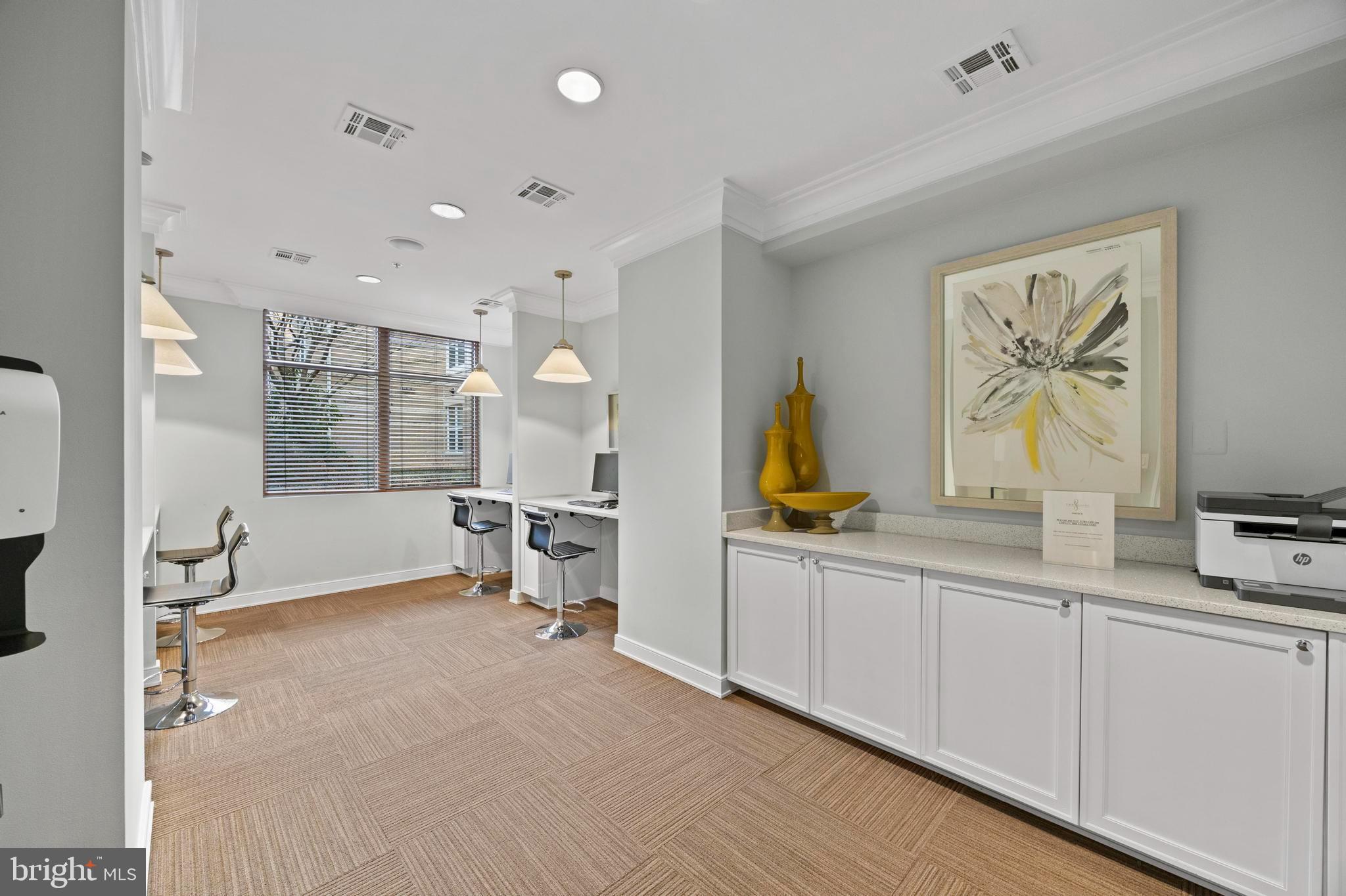 SAVOY AT RESTON TOWN CENTER - Residential