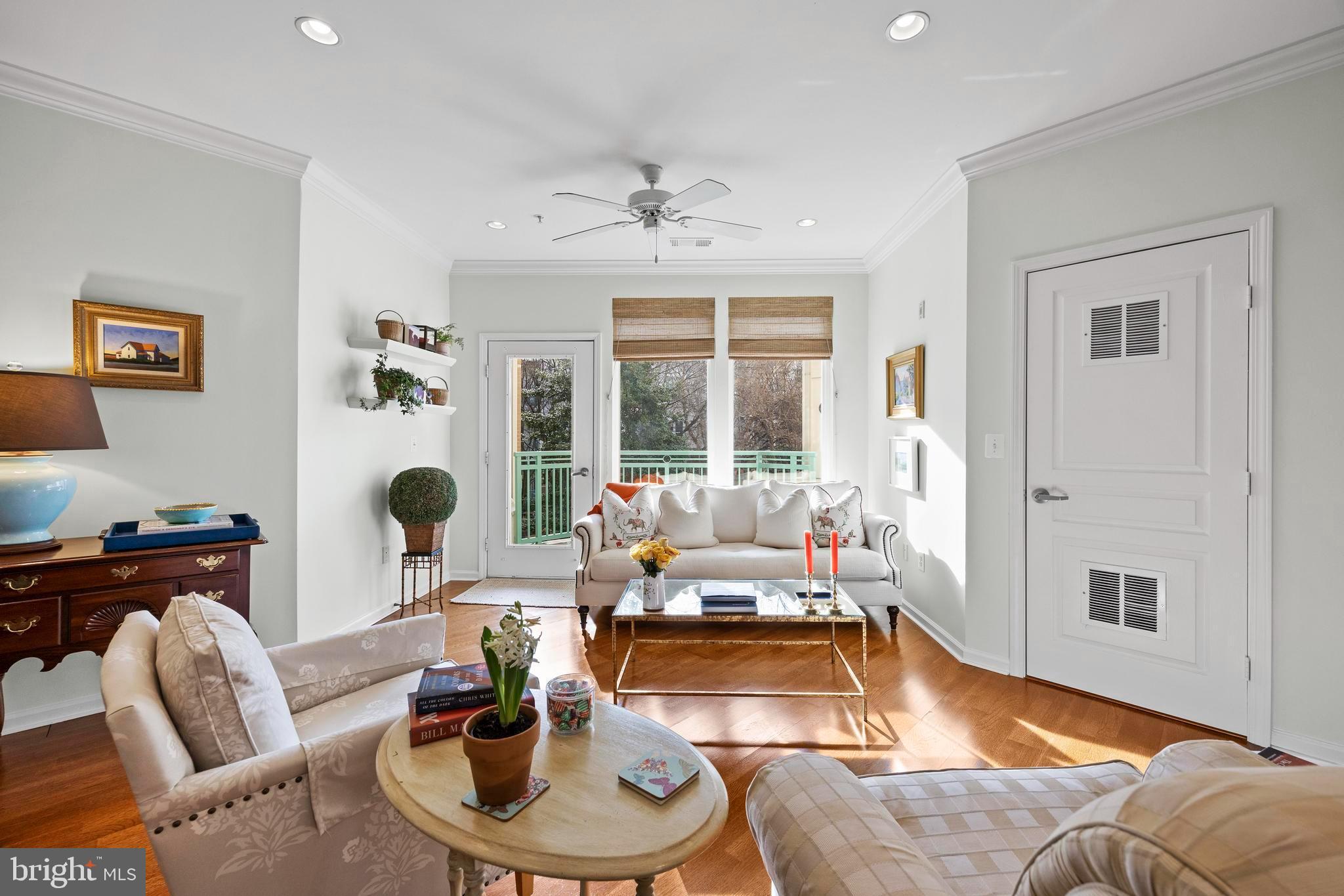 SAVOY AT RESTON TOWN CENTER - Residential