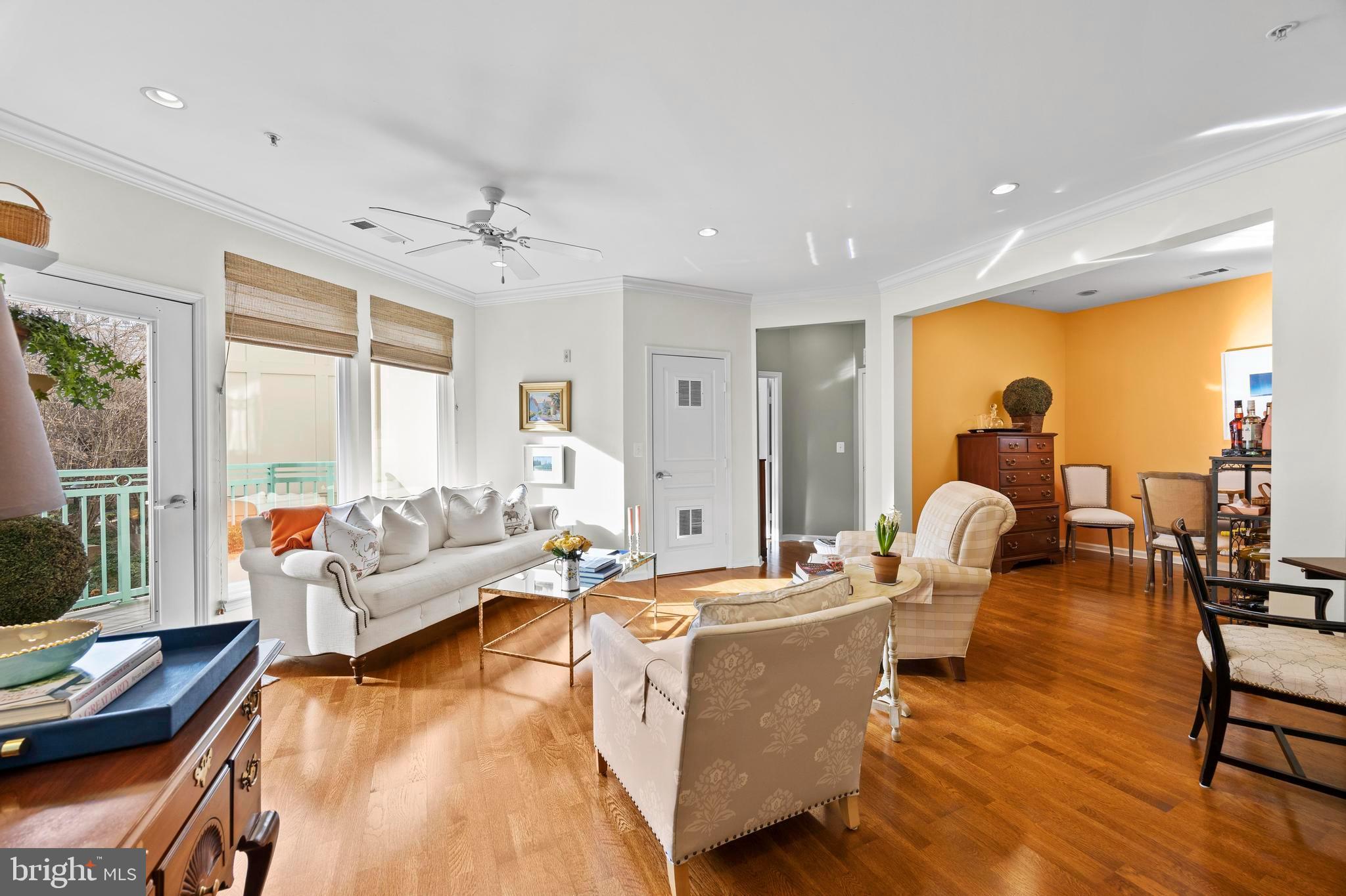 SAVOY AT RESTON TOWN CENTER - Residential