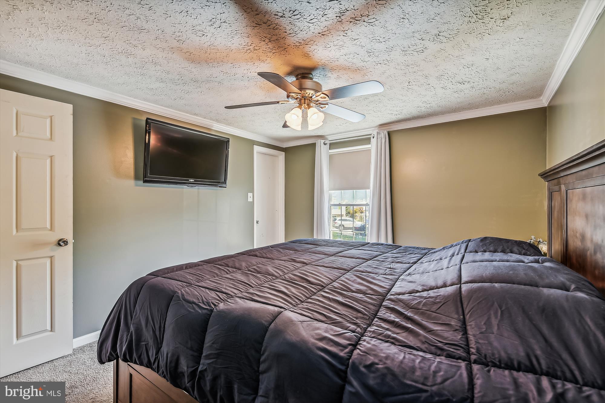 LAWRENCE HILL - Residential