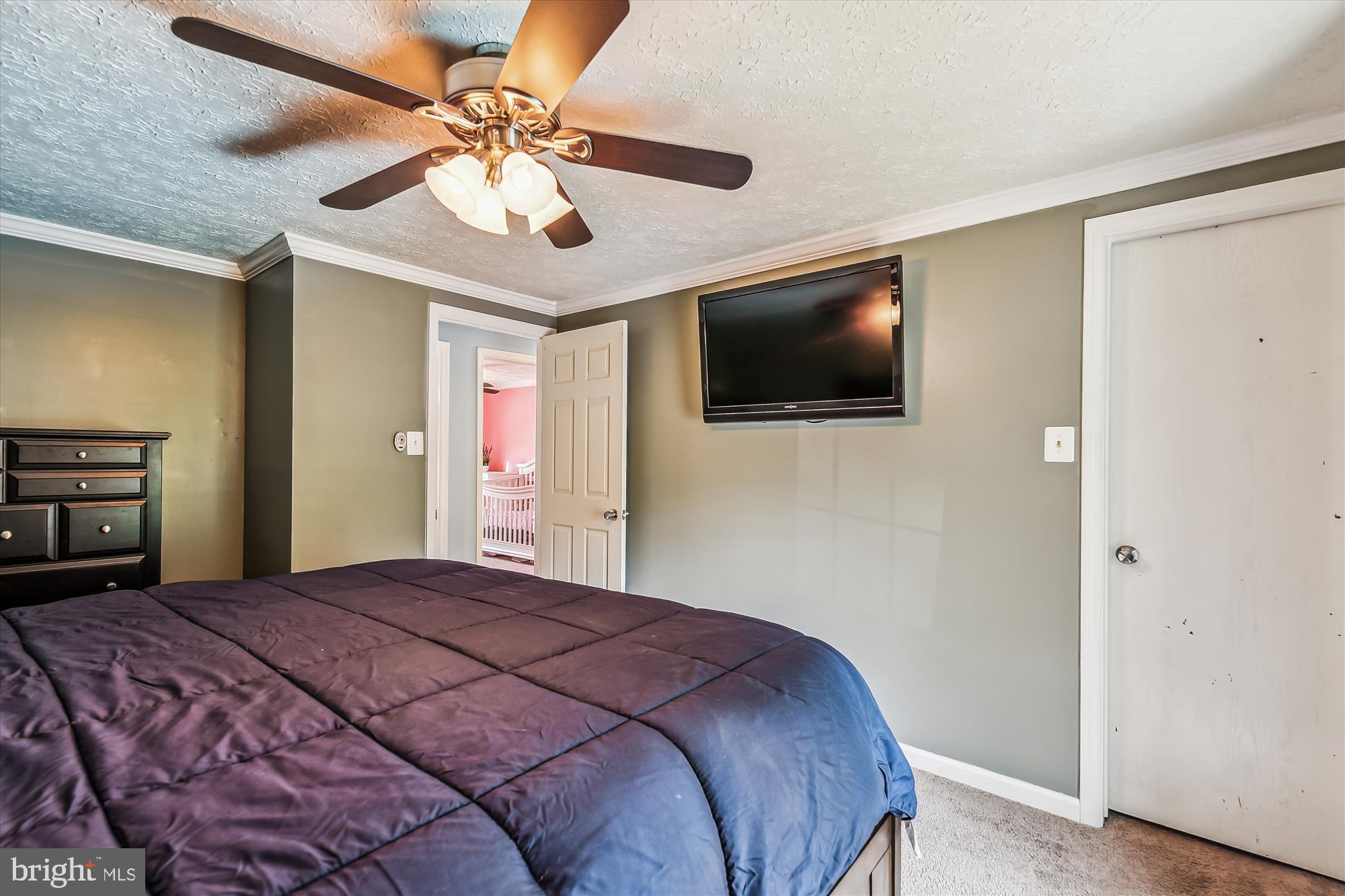 LAWRENCE HILL - Residential