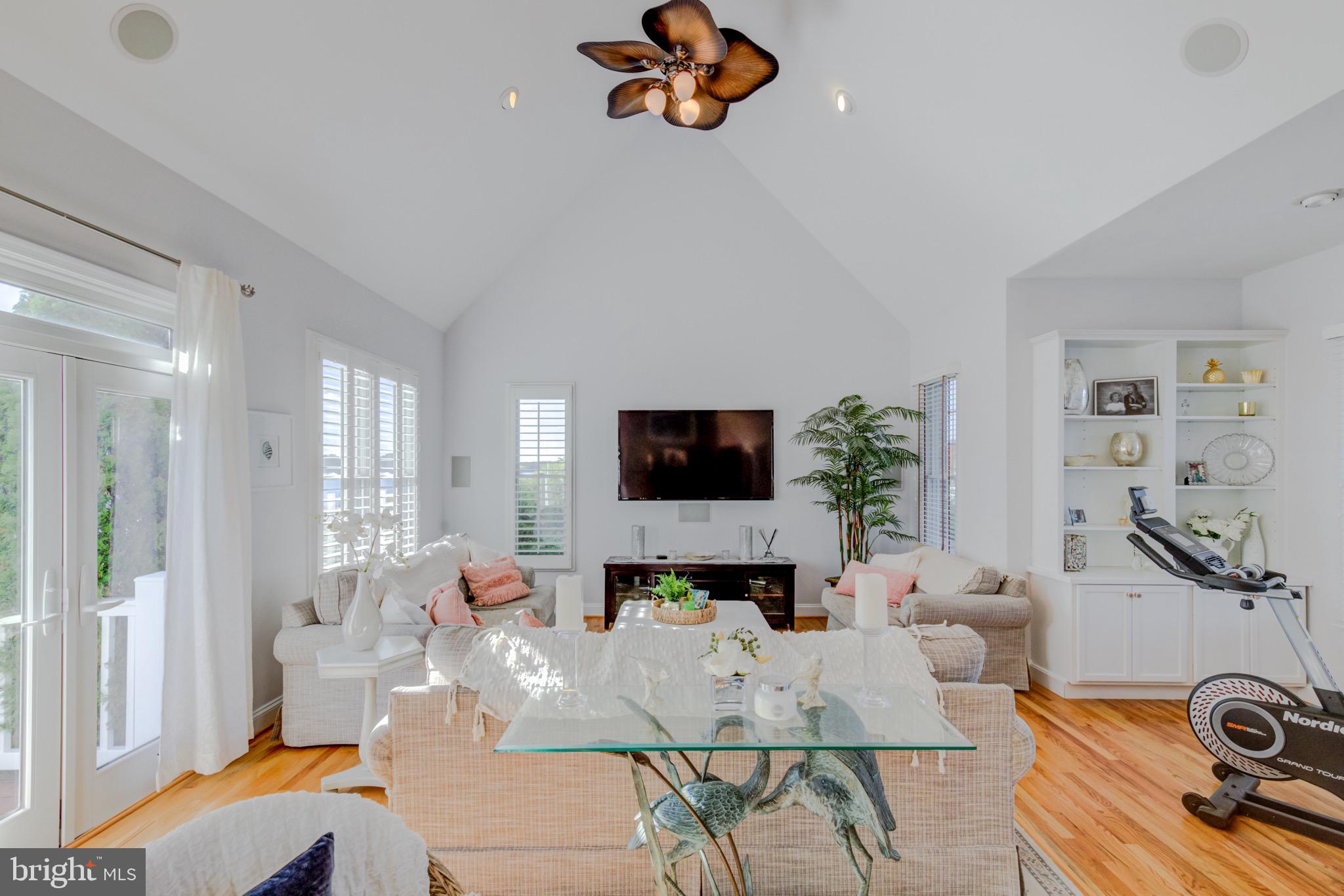 PAYNES POINT - Residential