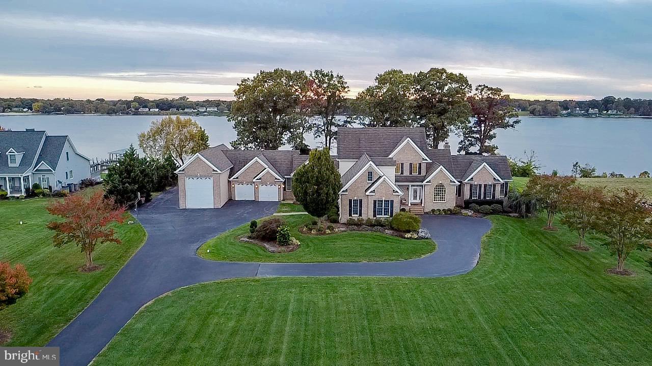 PAYNES POINT - Residential