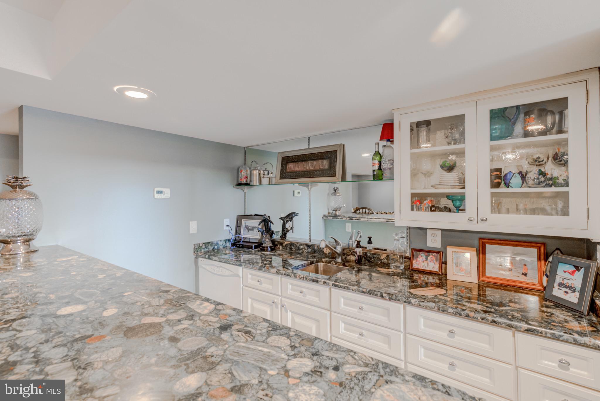 PAYNES POINT - Residential