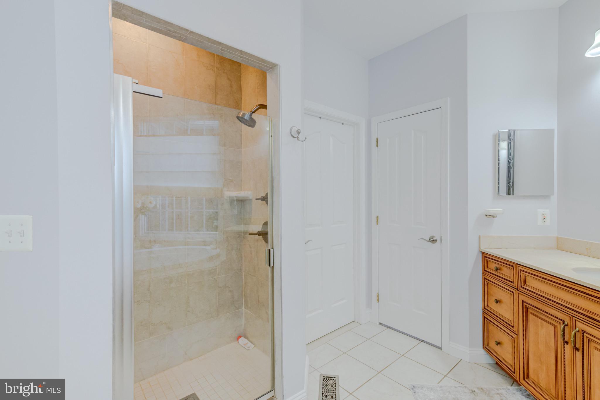 PAYNES POINT - Residential