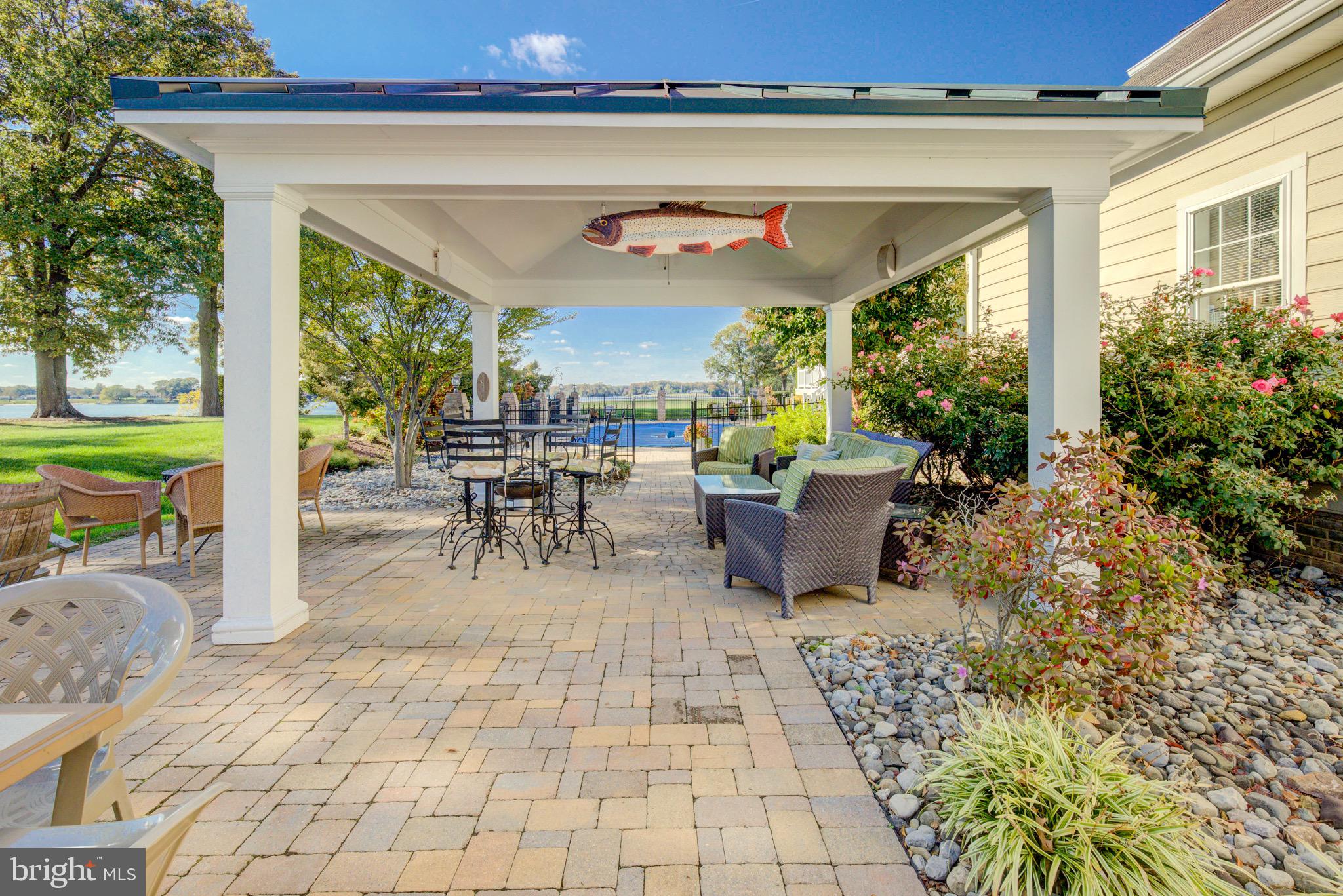 PAYNES POINT - Residential