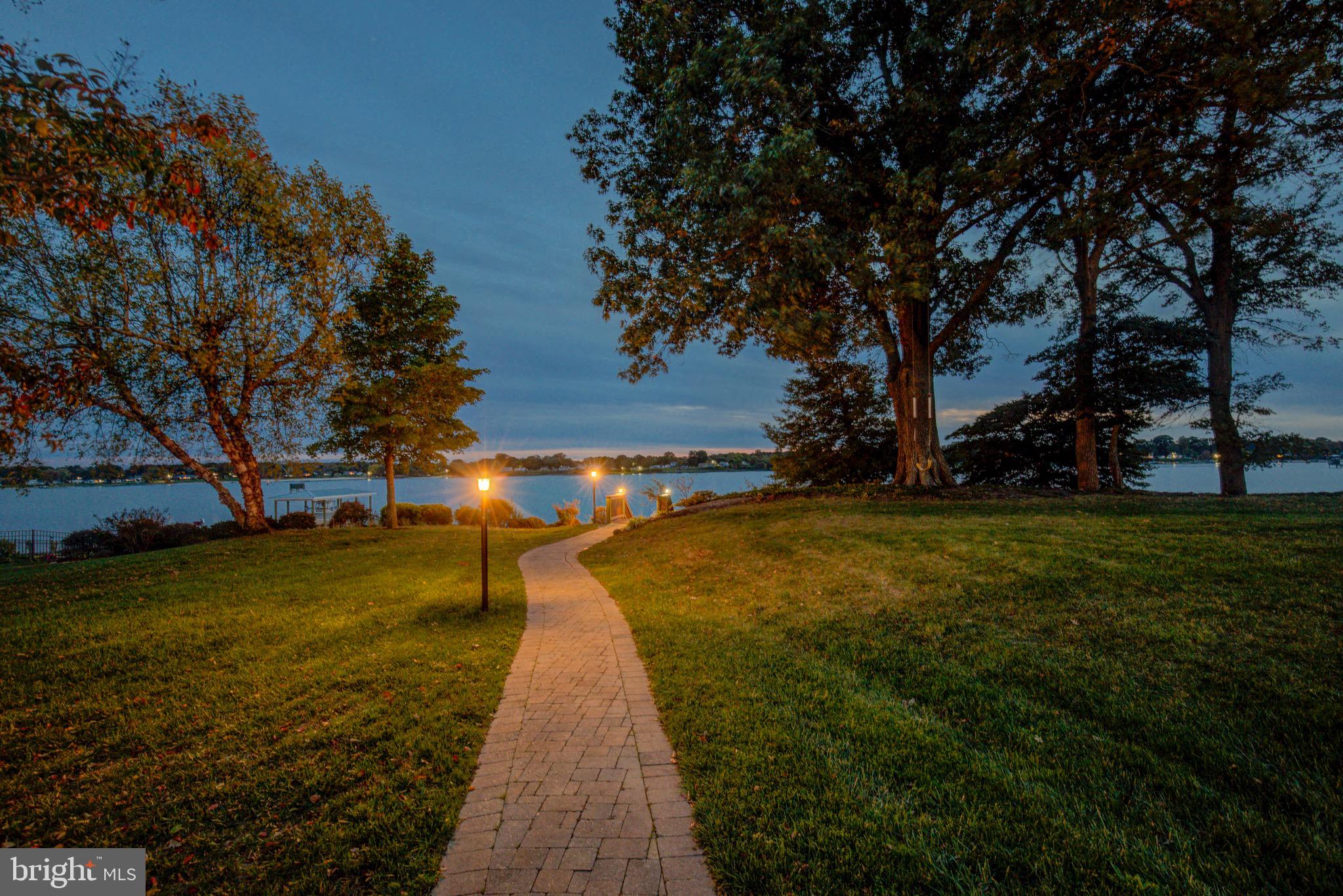 PAYNES POINT - Residential