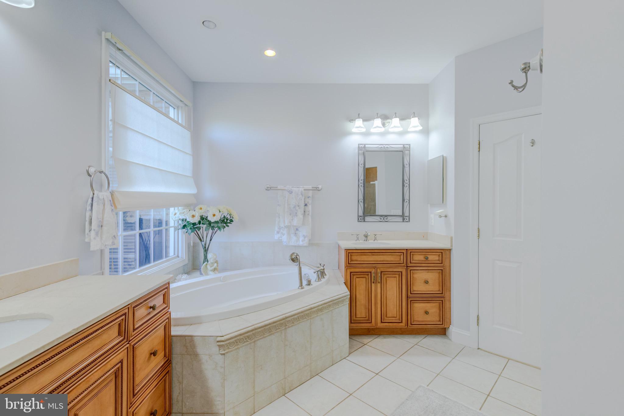 PAYNES POINT - Residential