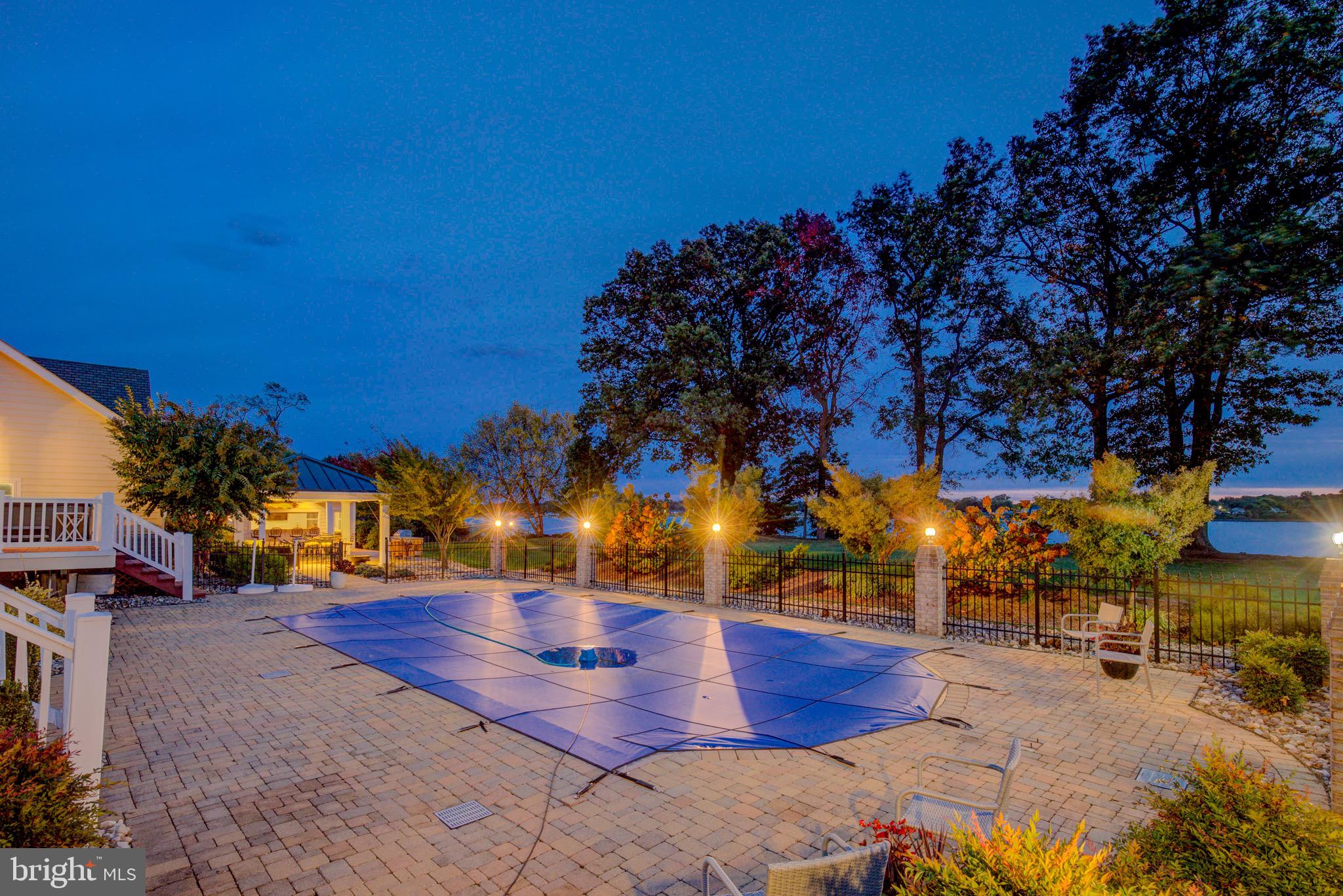 PAYNES POINT - Residential