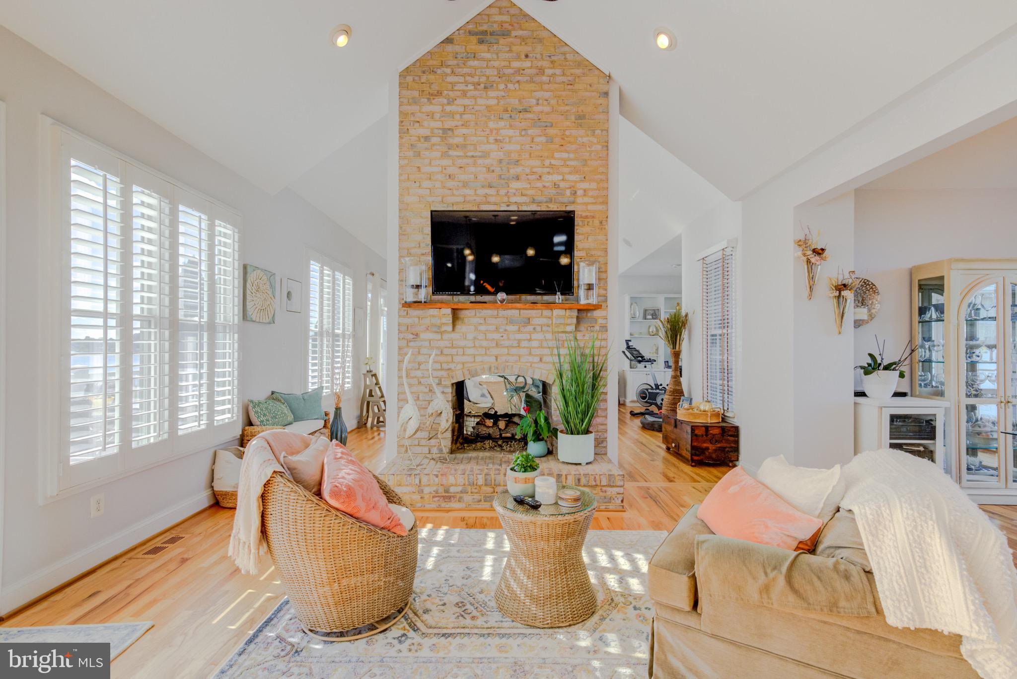 PAYNES POINT - Residential