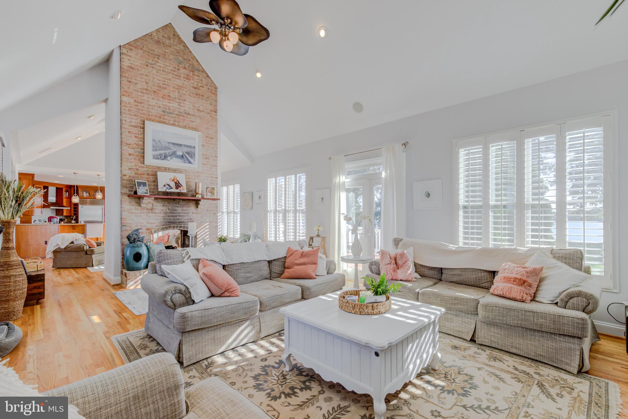 PAYNES POINT - Residential