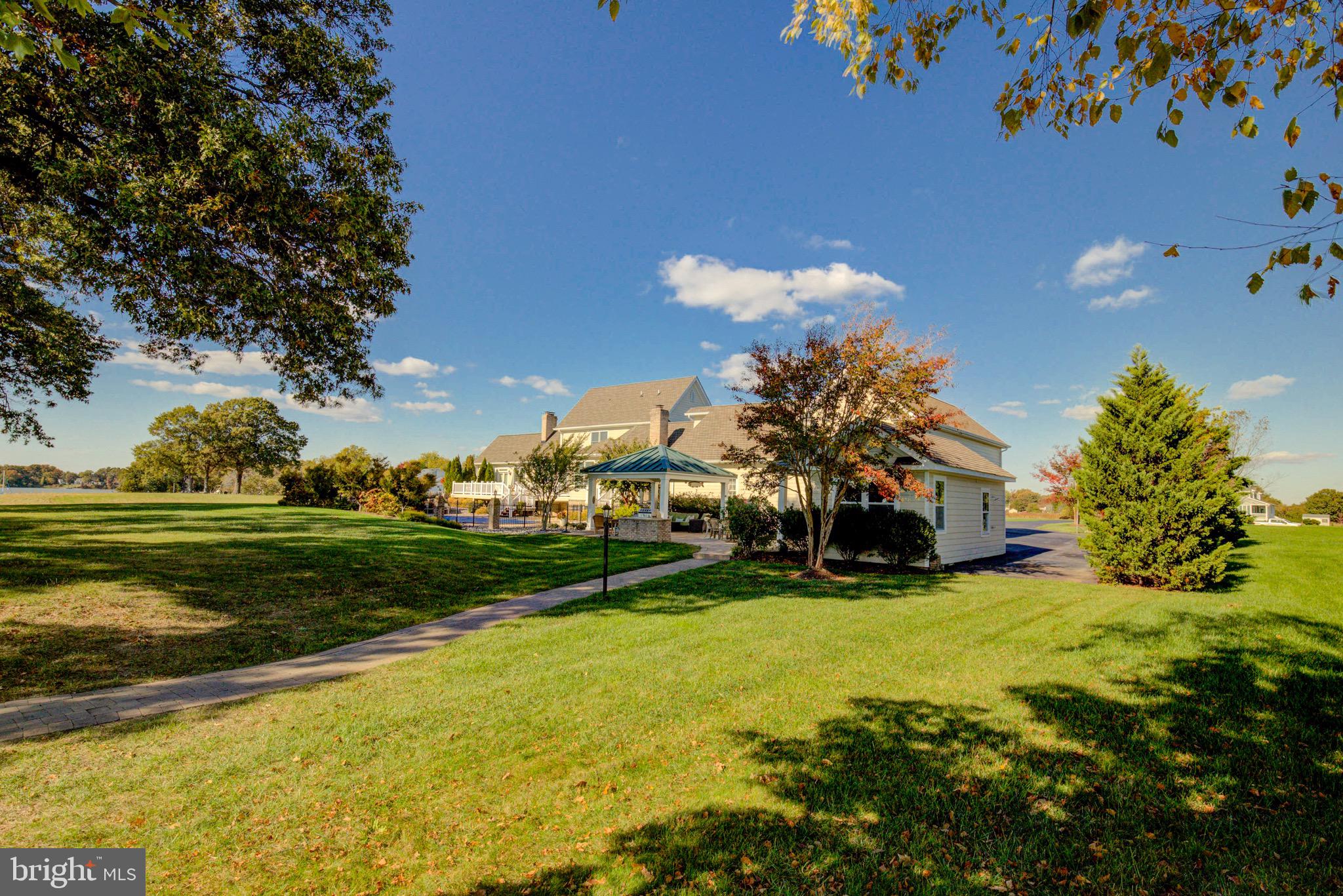 PAYNES POINT - Residential