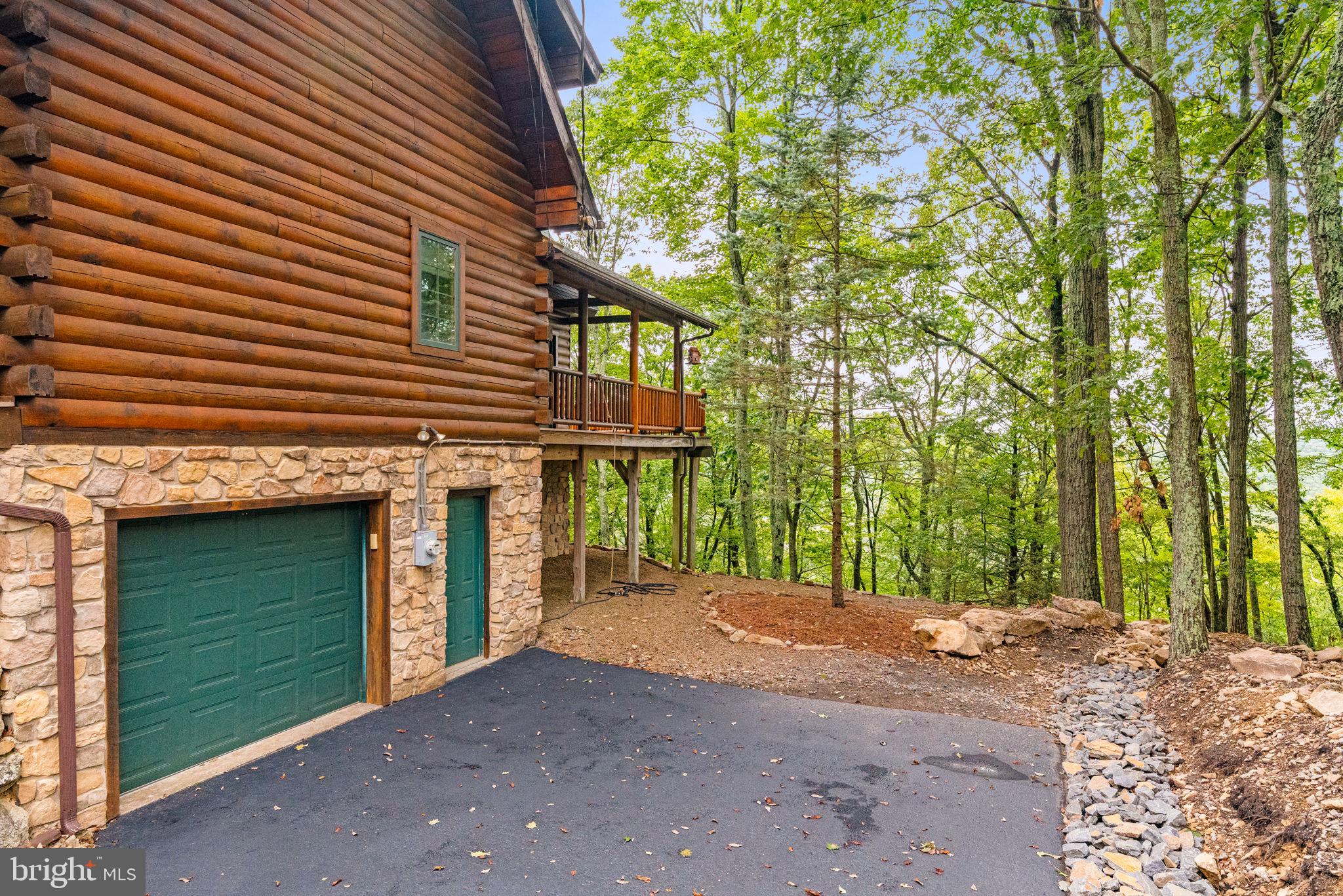 EAGLE ROCK RESORT - Residential