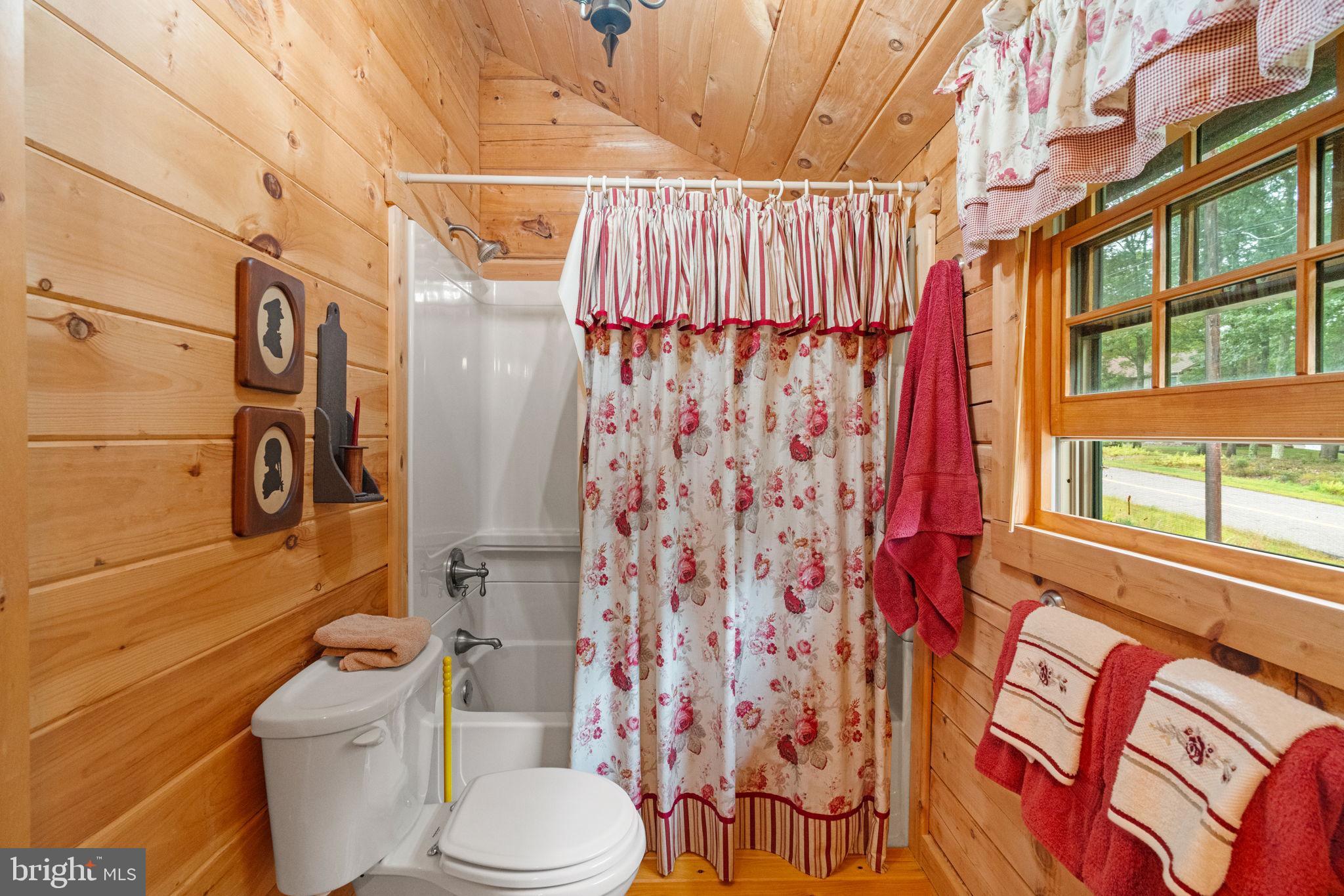 EAGLE ROCK RESORT - Residential