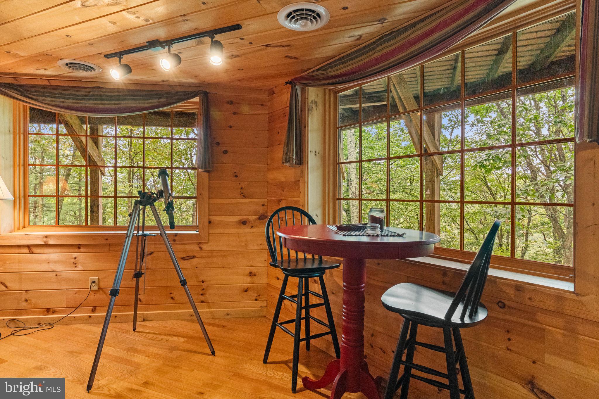 EAGLE ROCK RESORT - Residential