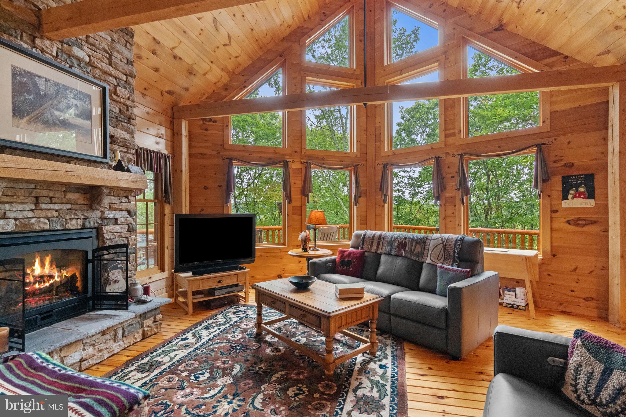 EAGLE ROCK RESORT - Residential