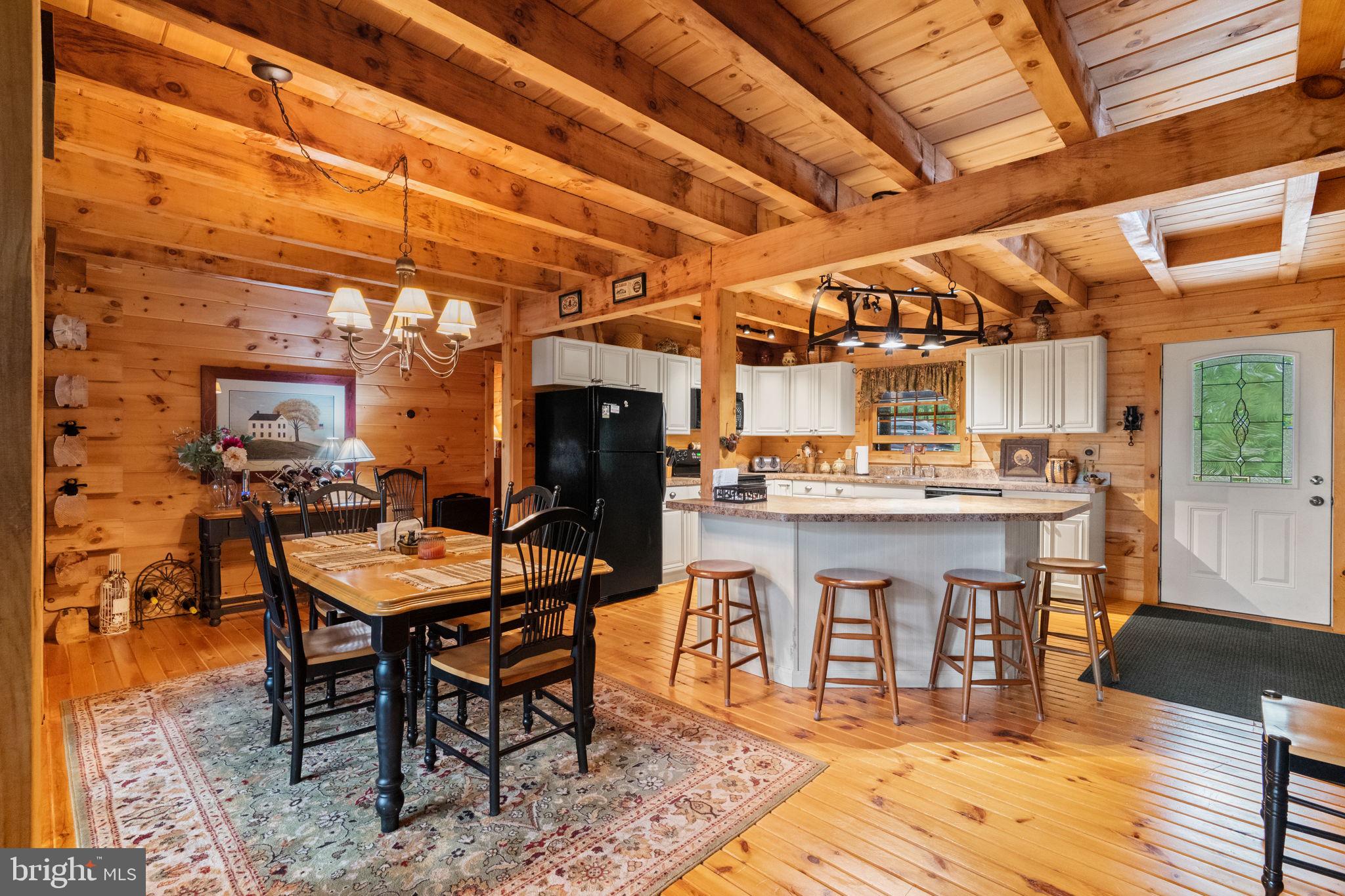 EAGLE ROCK RESORT - Residential