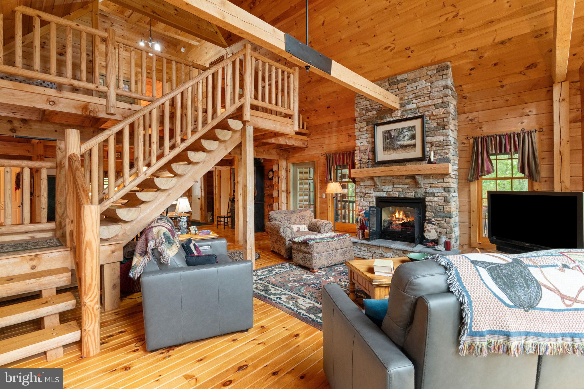 EAGLE ROCK RESORT - Residential