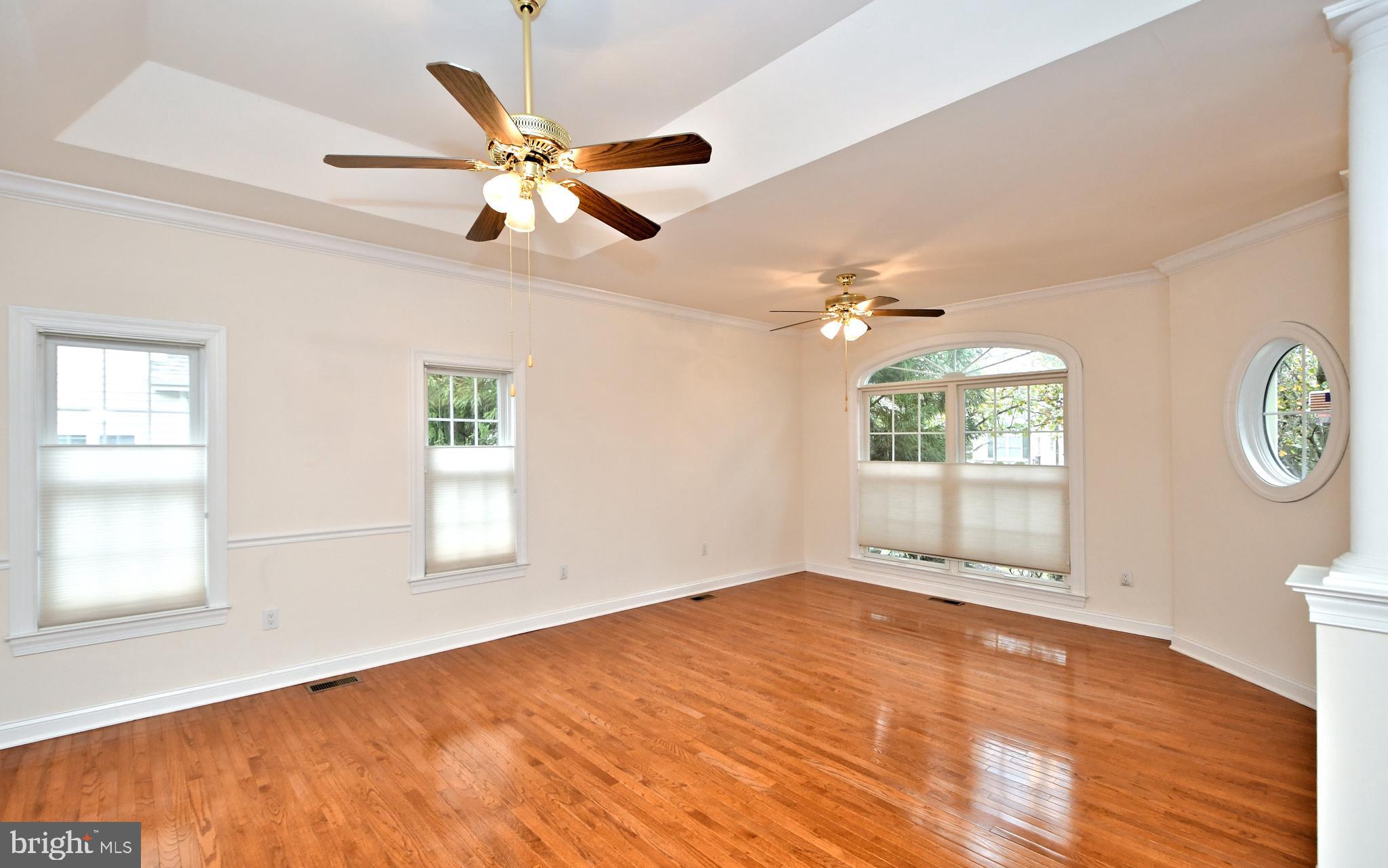 FOX RUN PRESERVE - Residential