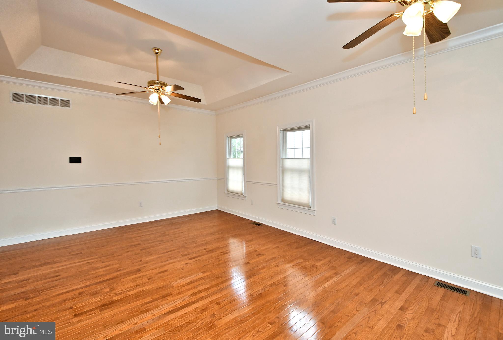 FOX RUN PRESERVE - Residential