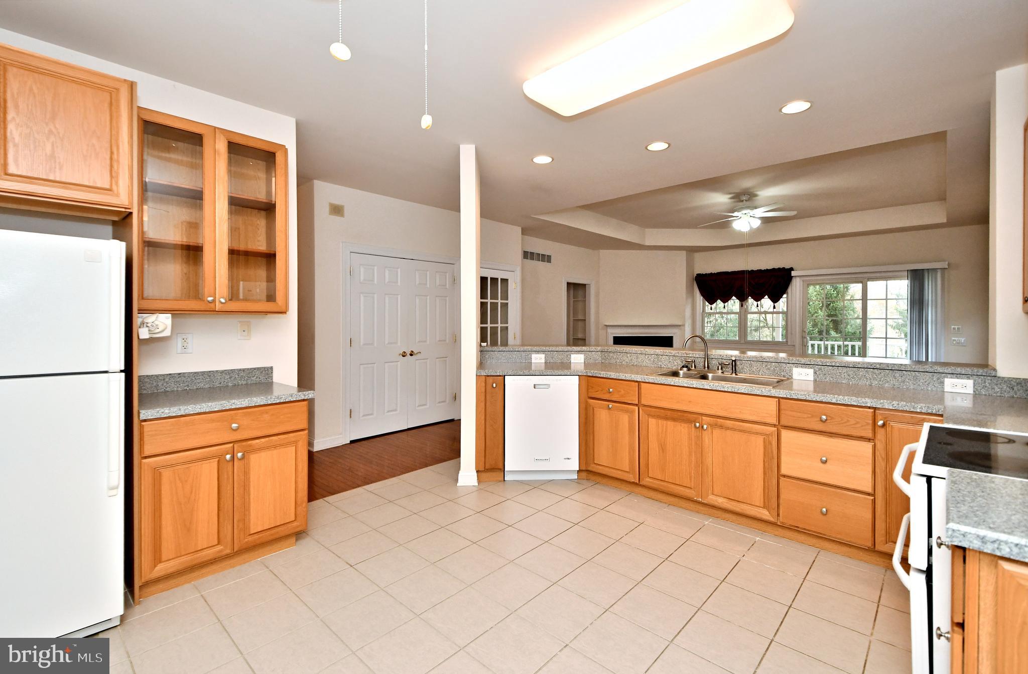 FOX RUN PRESERVE - Residential
