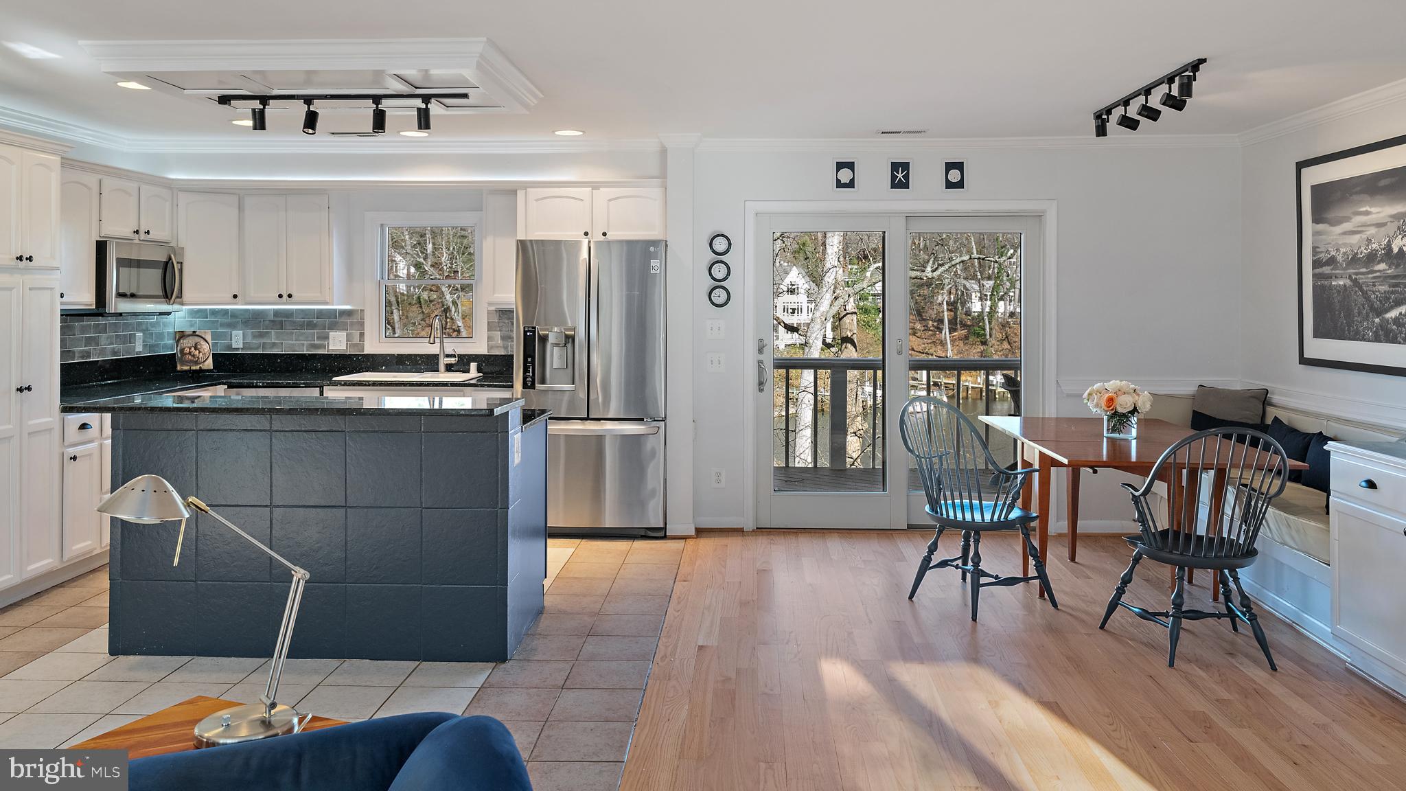 SEVERN GROVE - Residential
