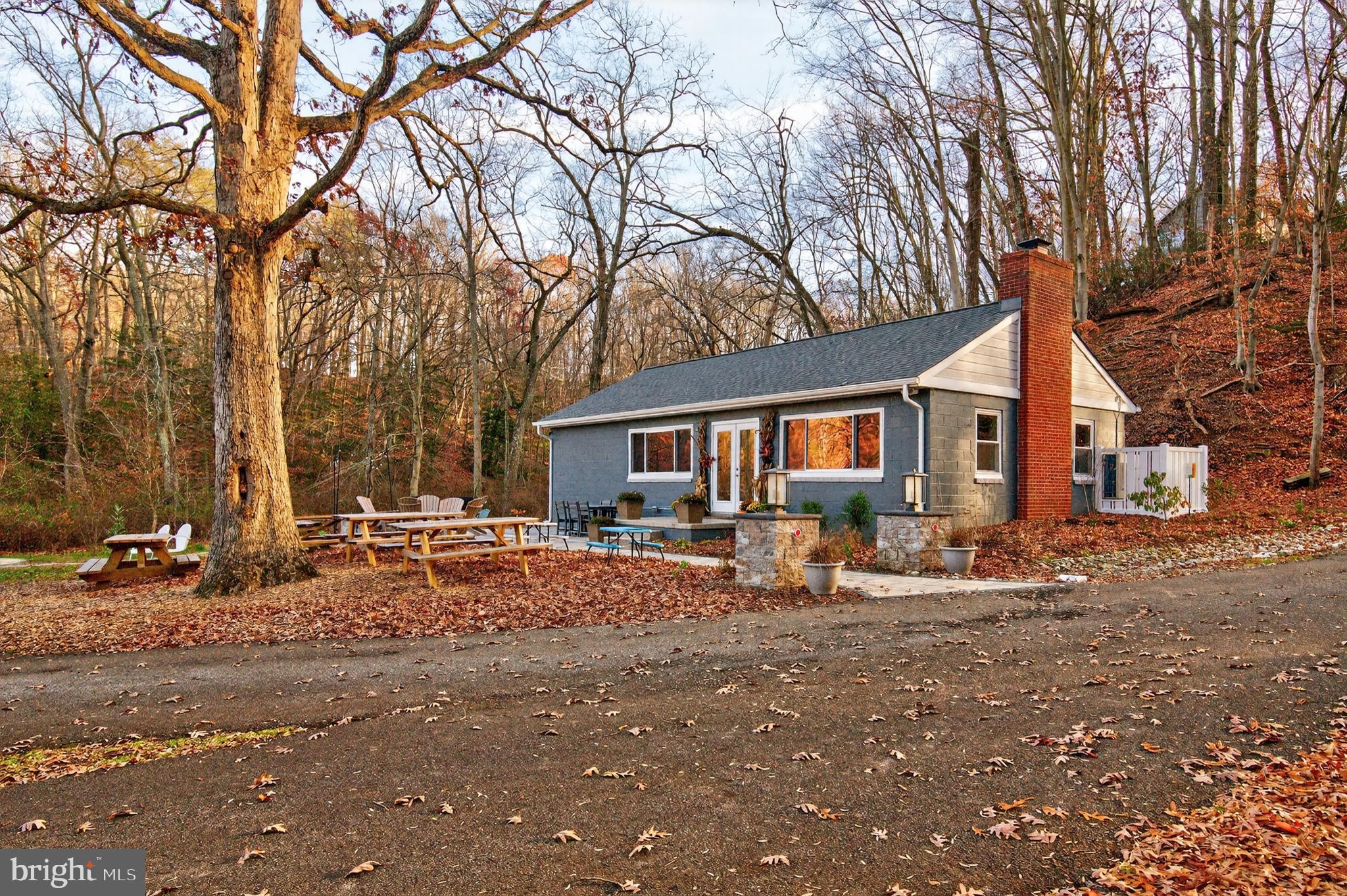 SEVERN GROVE - Residential