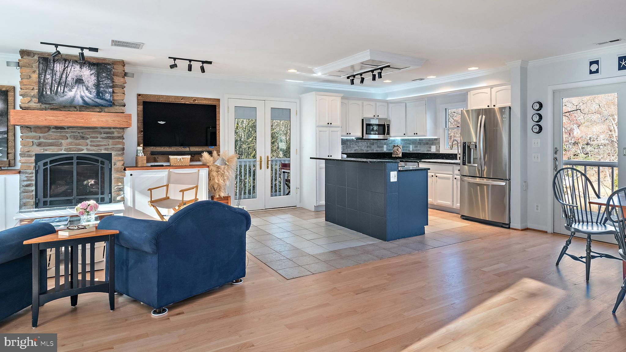 SEVERN GROVE - Residential
