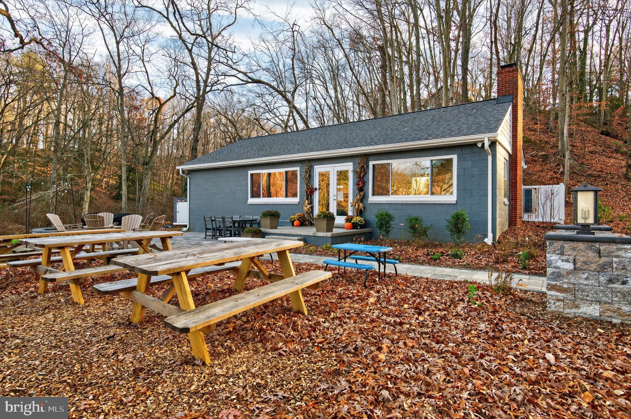 SEVERN GROVE - Residential