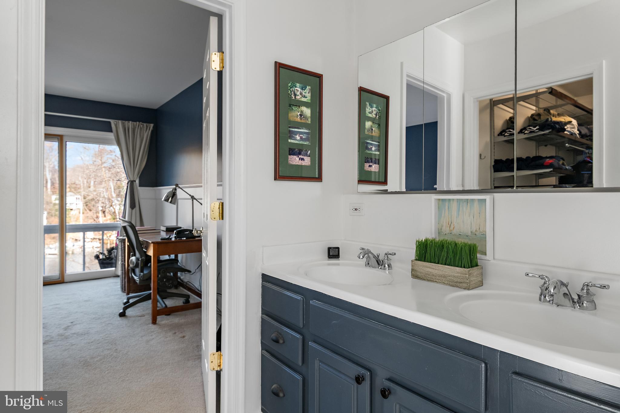 SEVERN GROVE - Residential