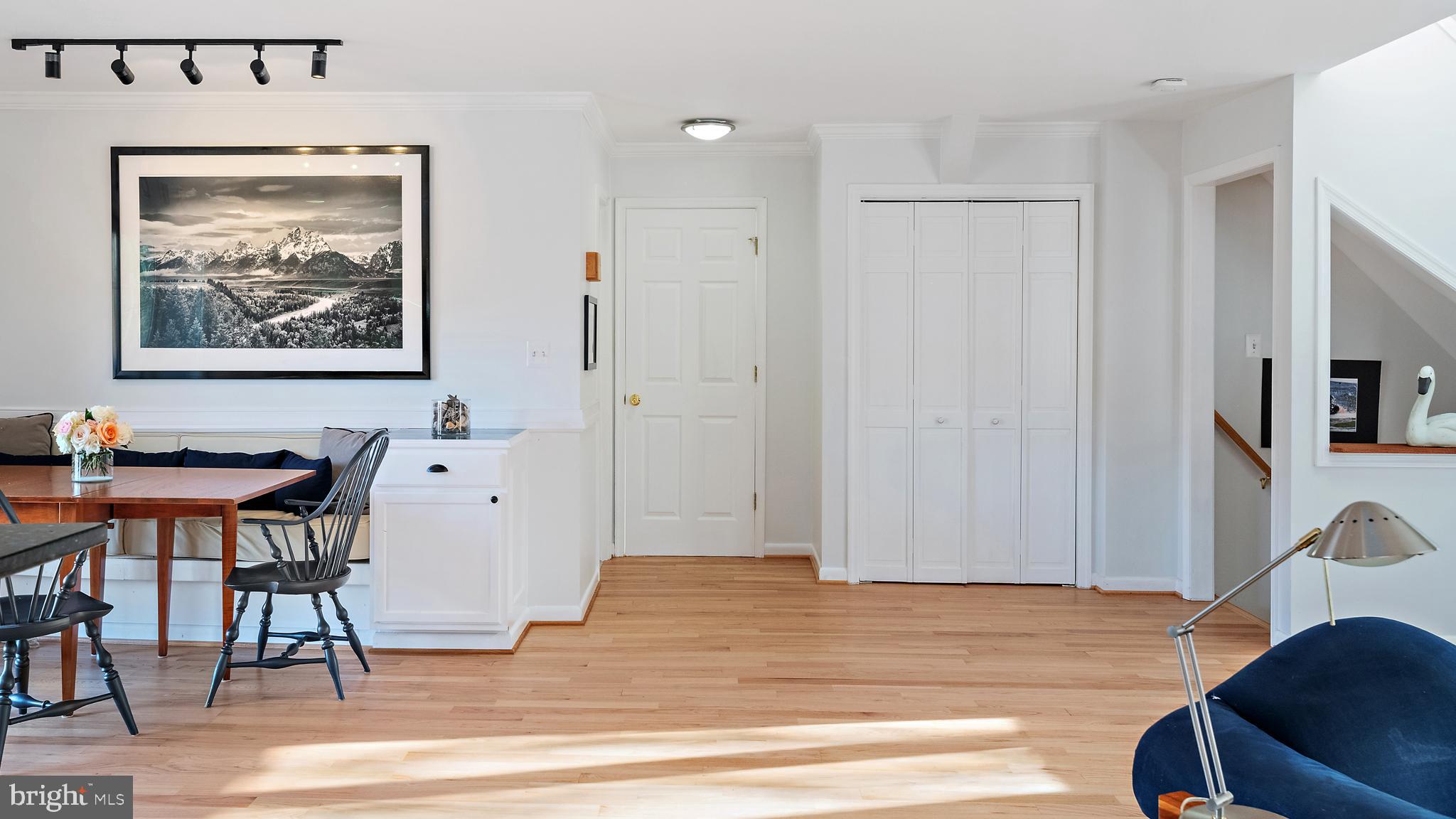 SEVERN GROVE - Residential