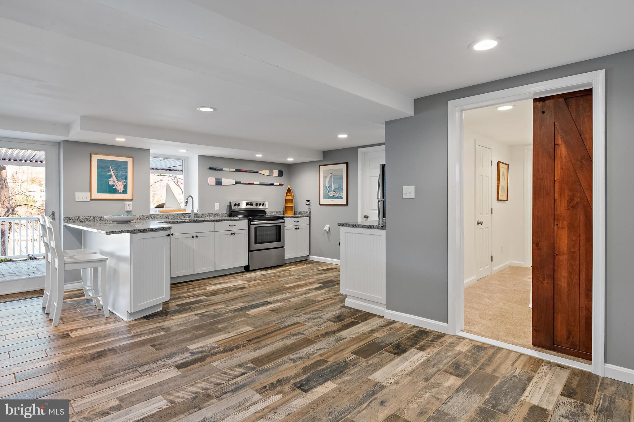 SEVERN GROVE - Residential