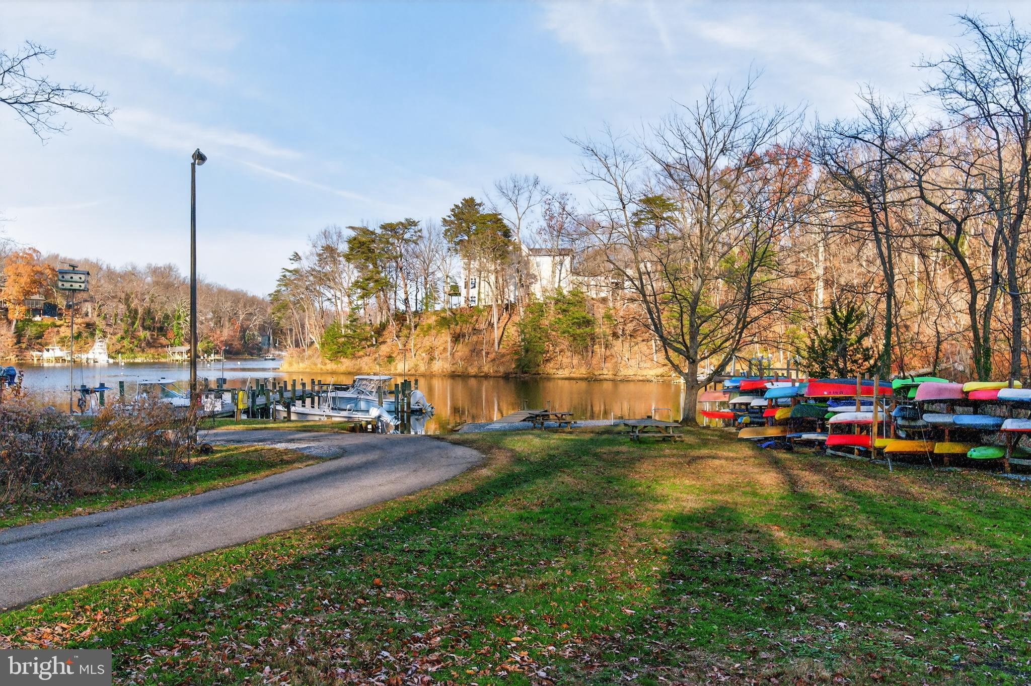 SEVERN GROVE - Residential