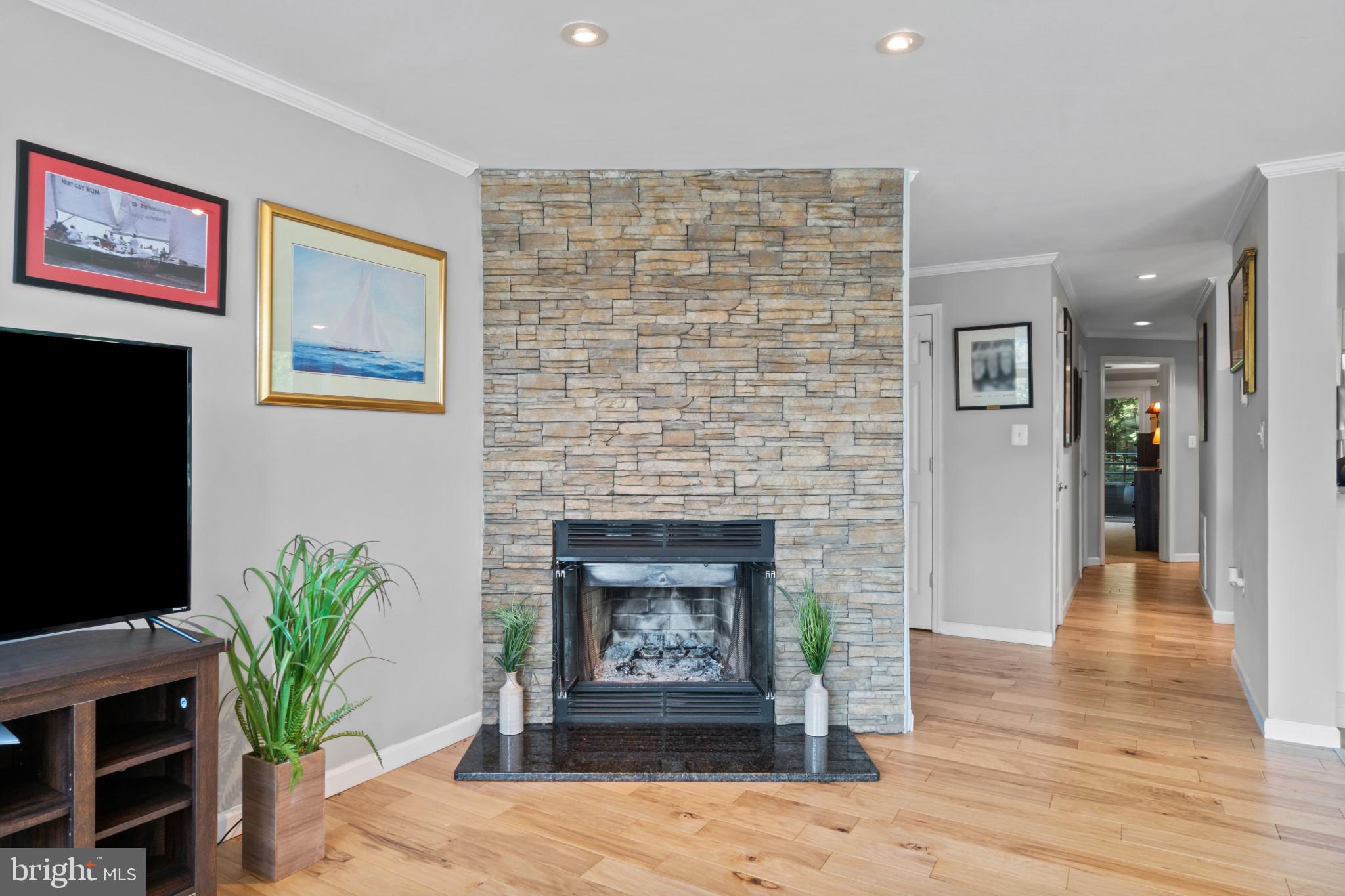 1133 LAKE HERON DRIVE 2B