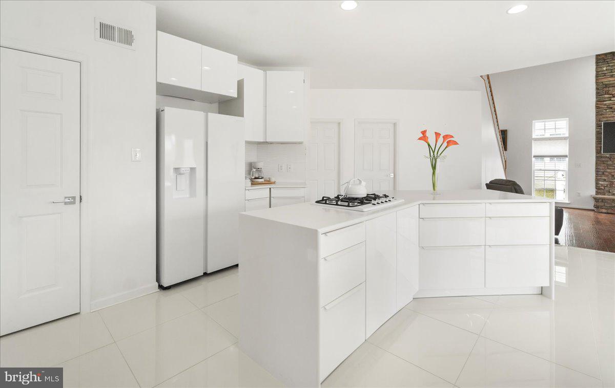 BROOKFIELD - Residential