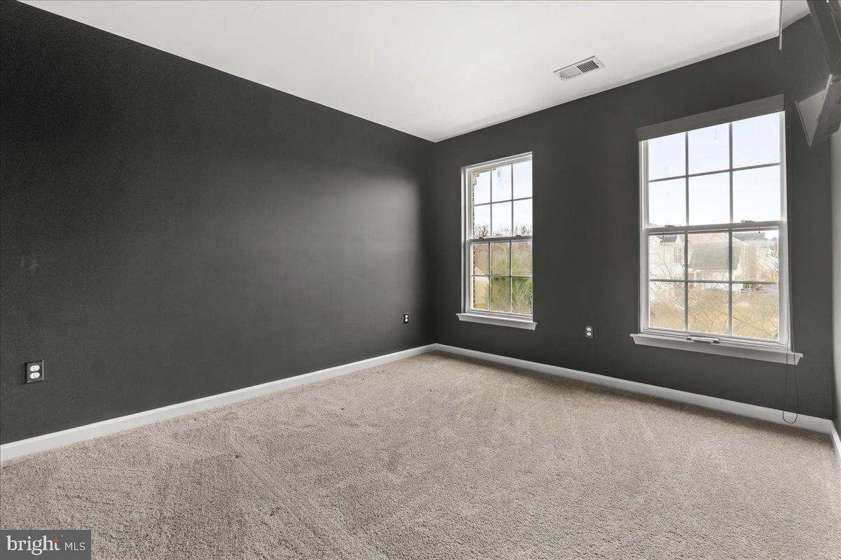 BROOKFIELD - Residential