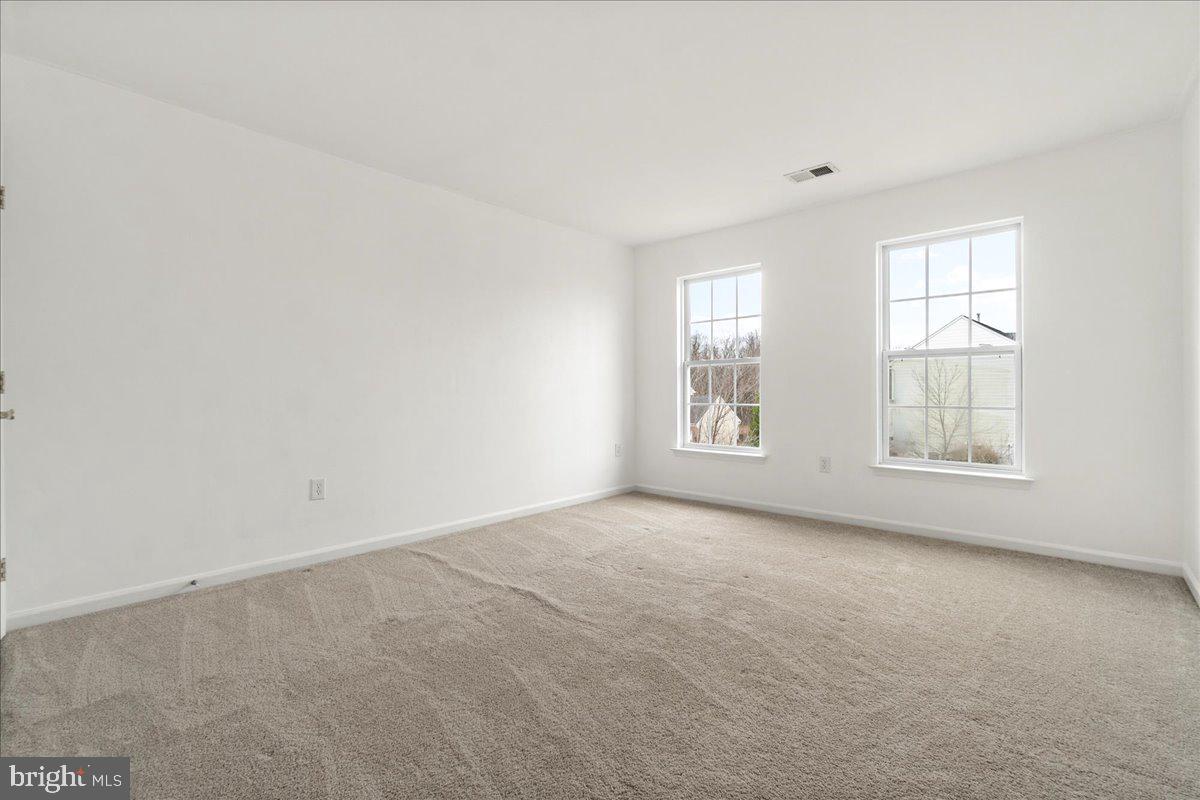 BROOKFIELD - Residential