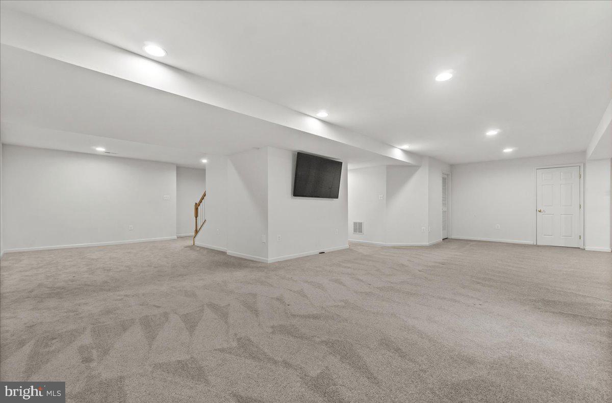 BROOKFIELD - Residential