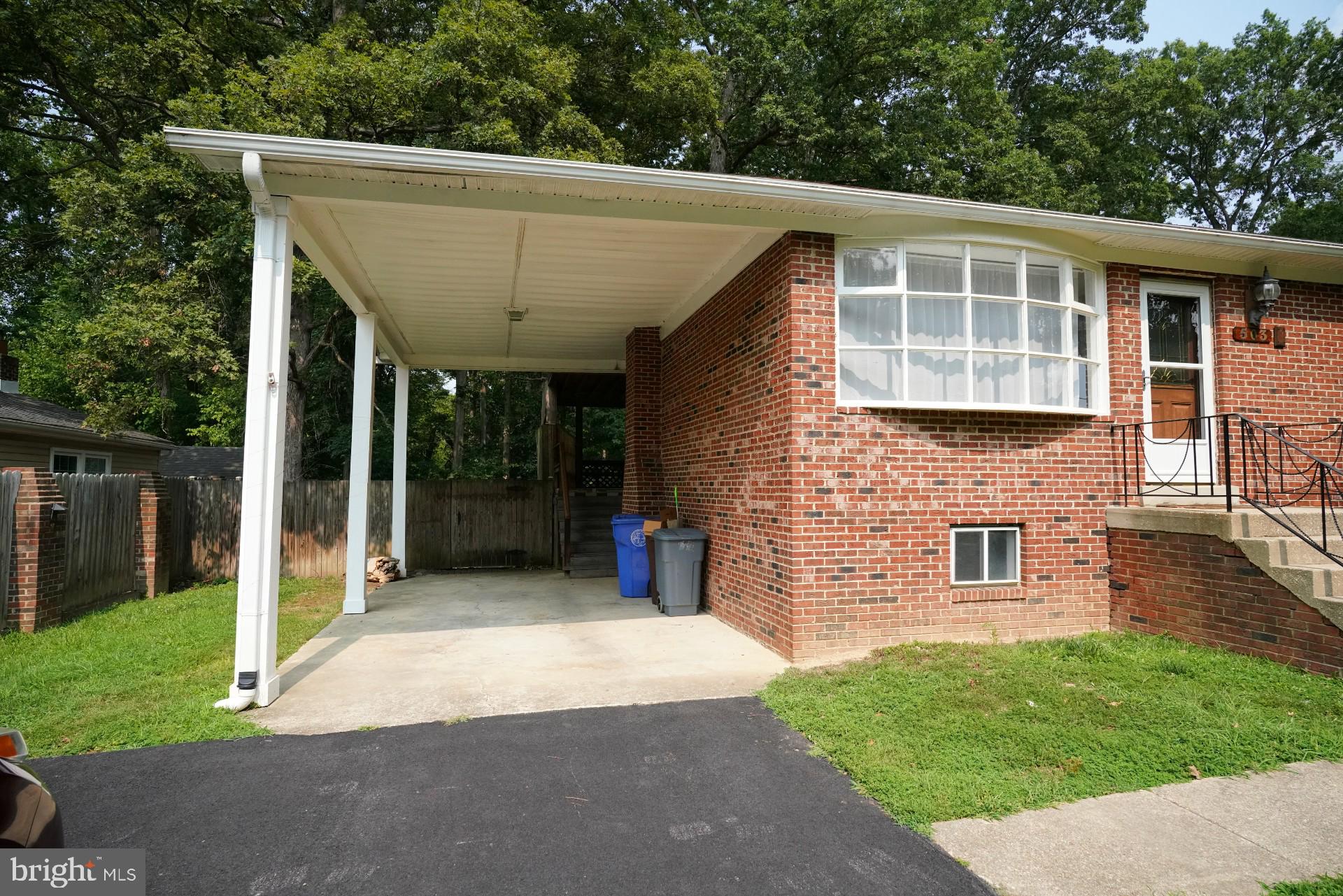 WARRINGTON HILLS IND HEA - Residential Lease