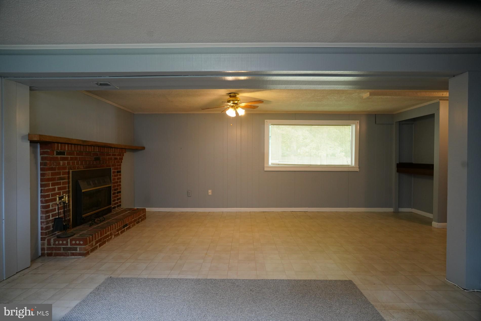 WARRINGTON HILLS IND HEA - Residential Lease