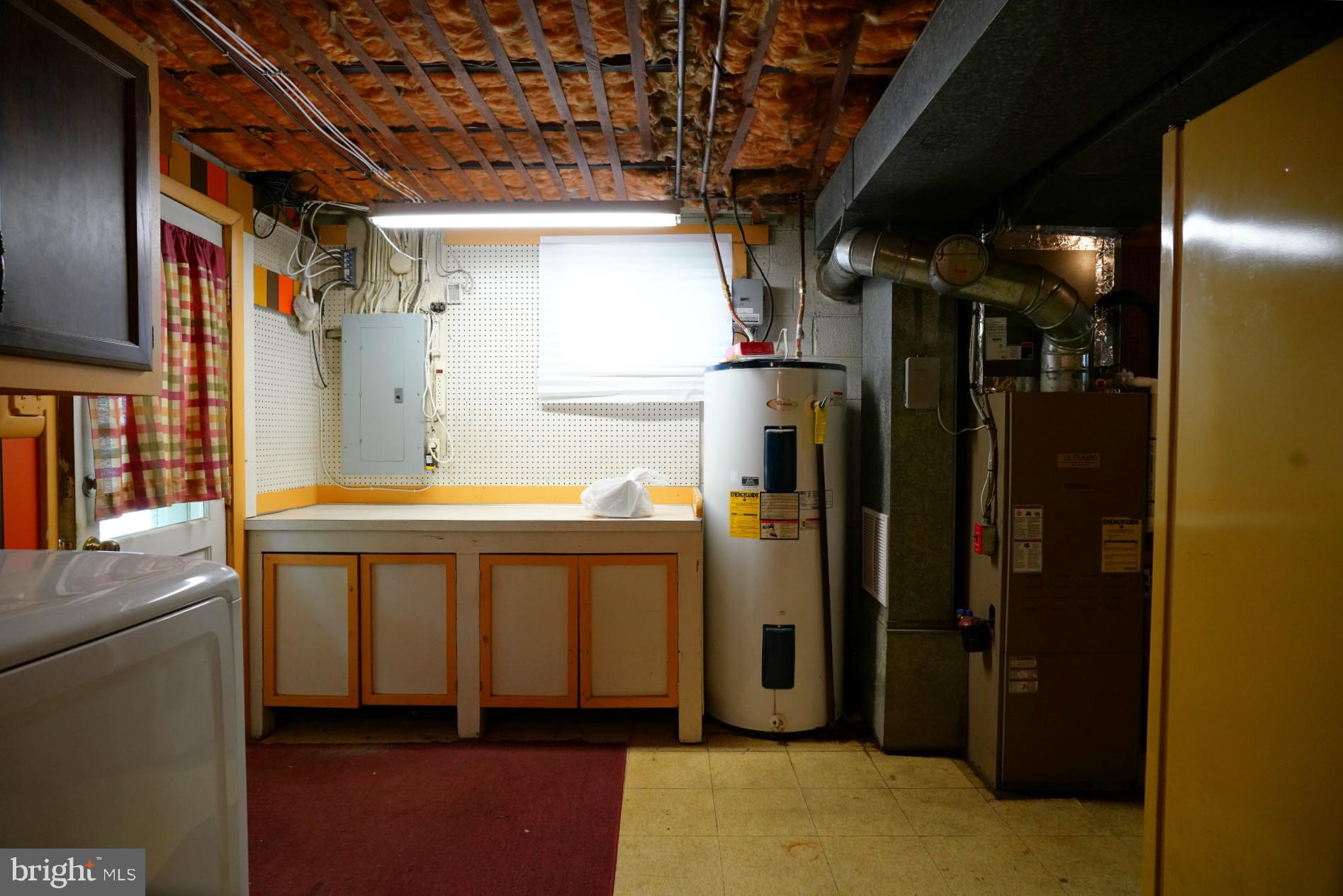 WARRINGTON HILLS IND HEA - Residential Lease