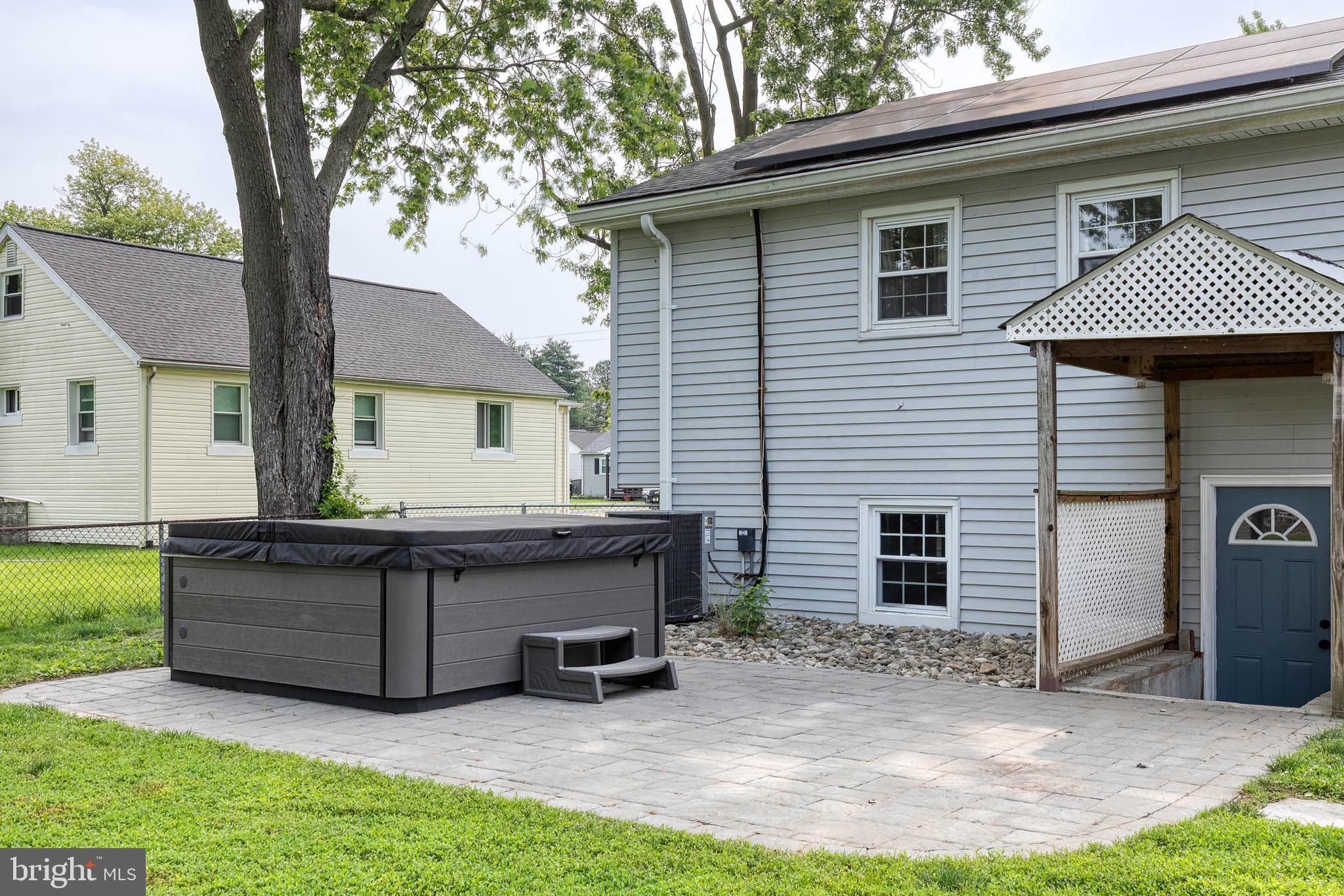 OLIVER BEACH - Residential