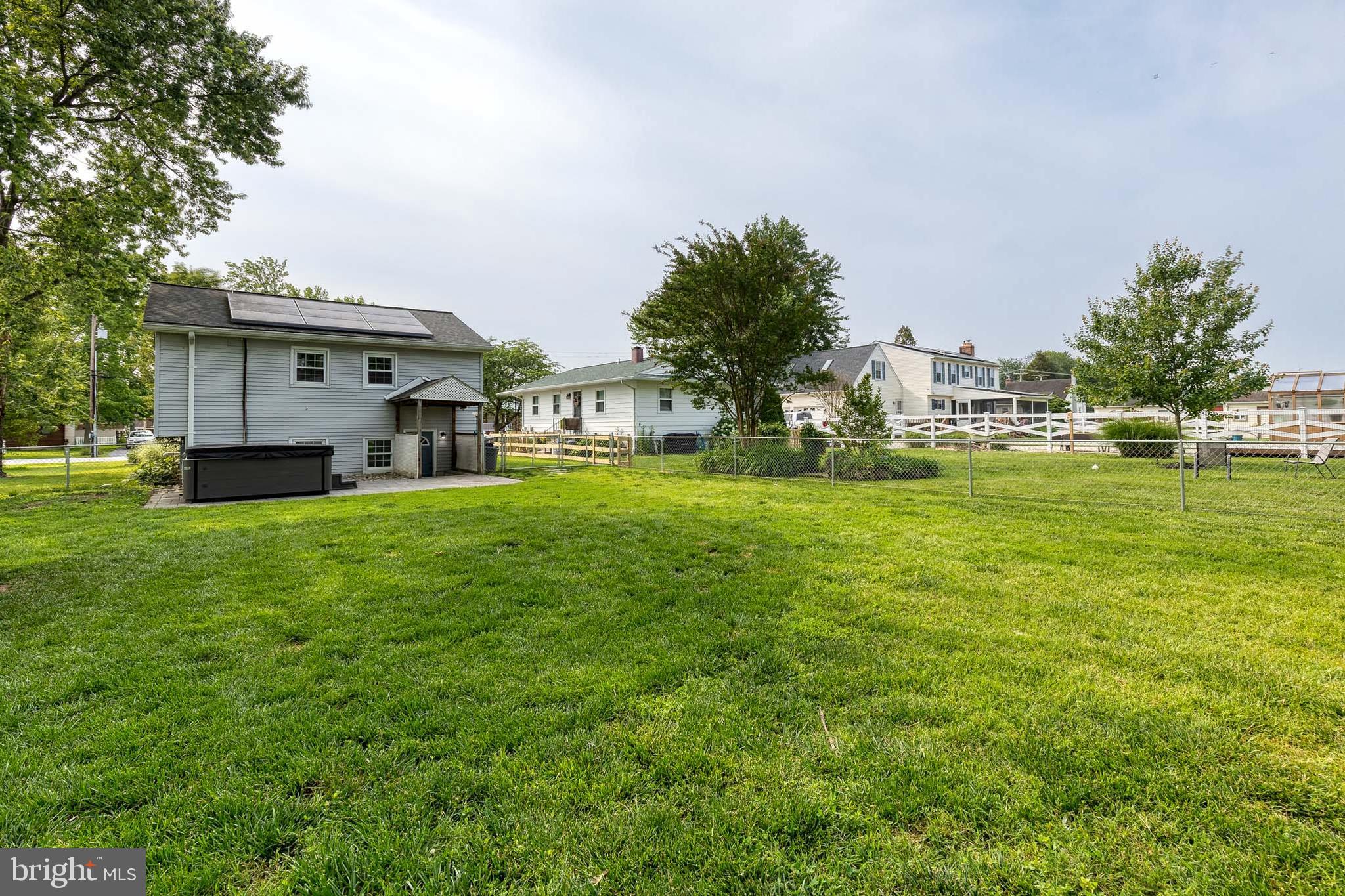 OLIVER BEACH - Residential