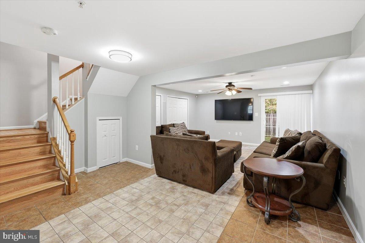 STANFORD - Residential