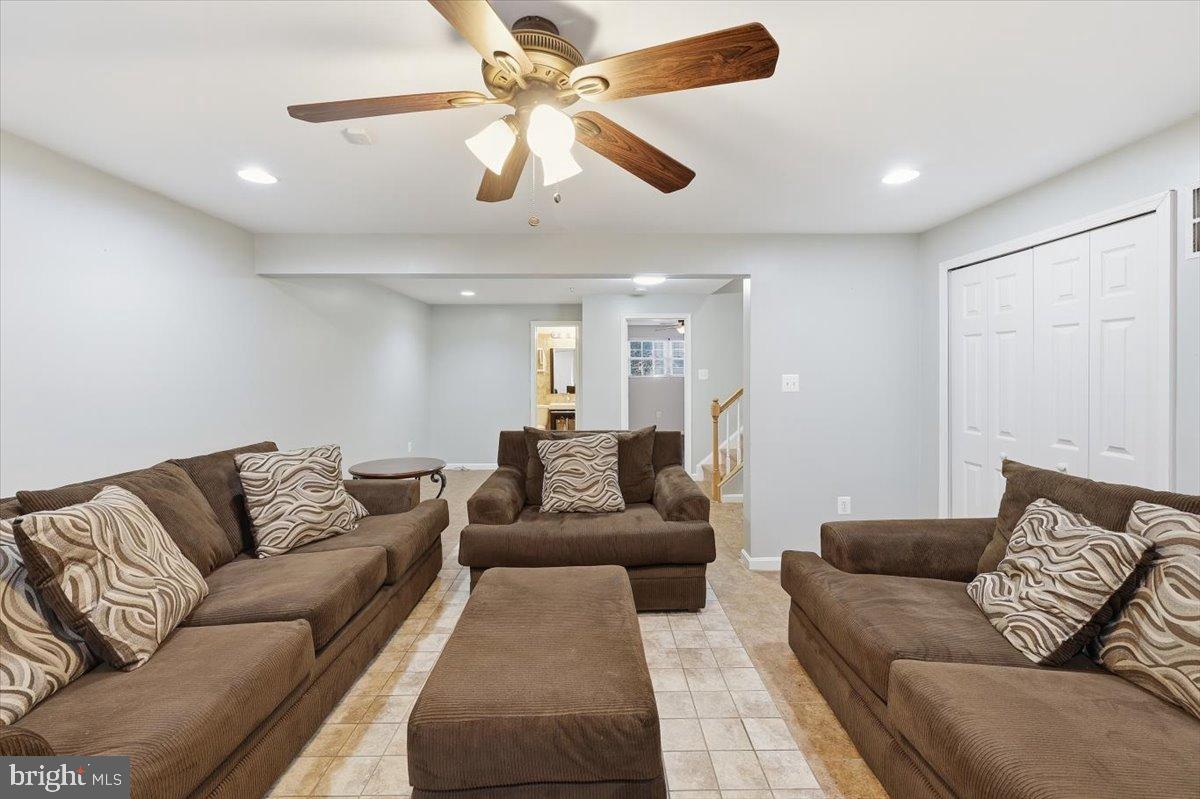 STANFORD - Residential