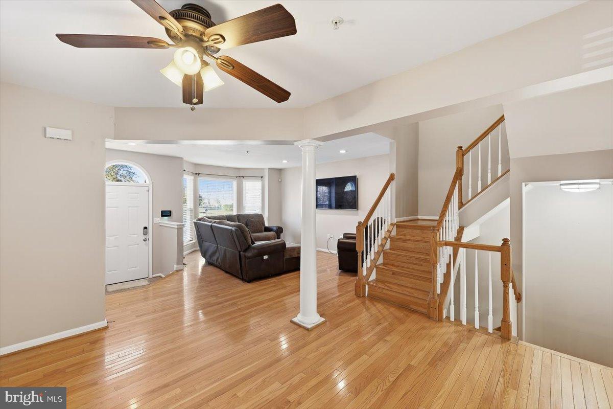 STANFORD - Residential