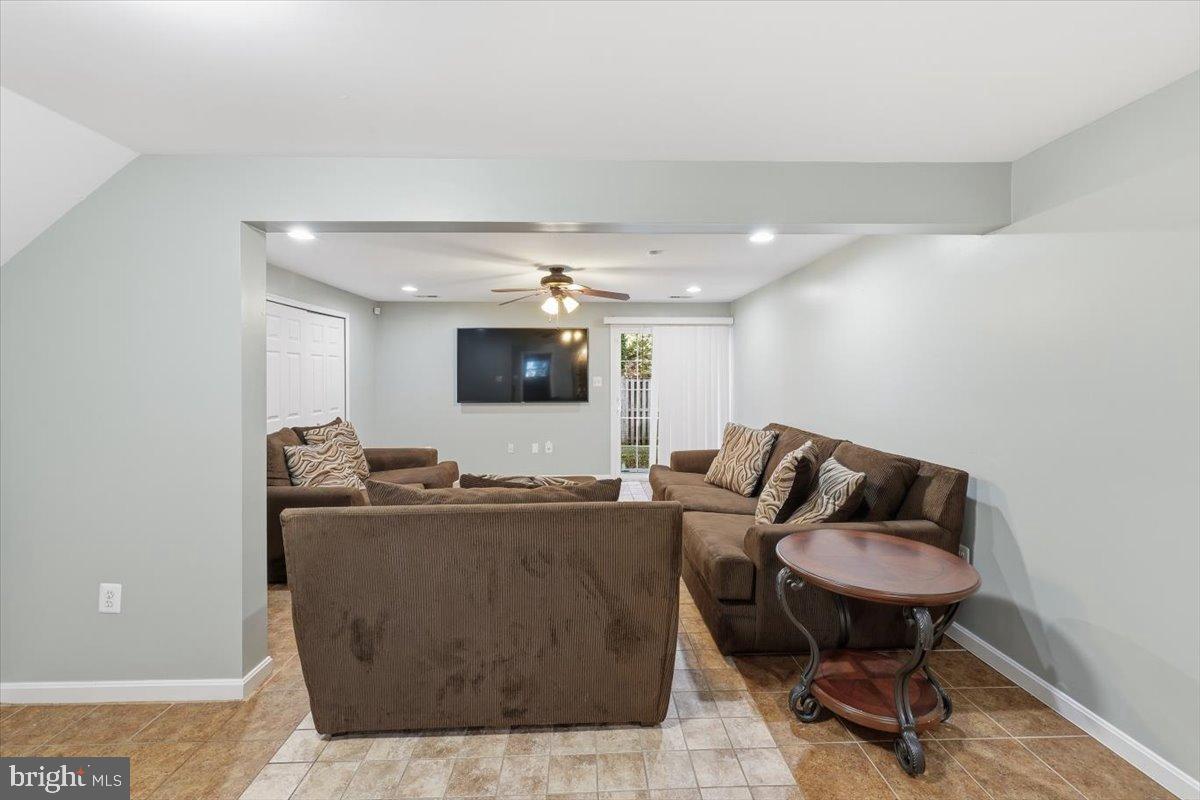 STANFORD - Residential