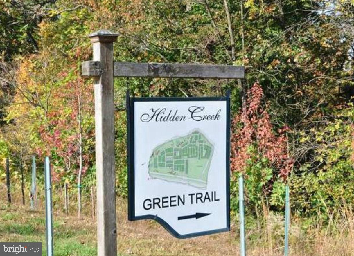 HIDDEN CREEK - Residential